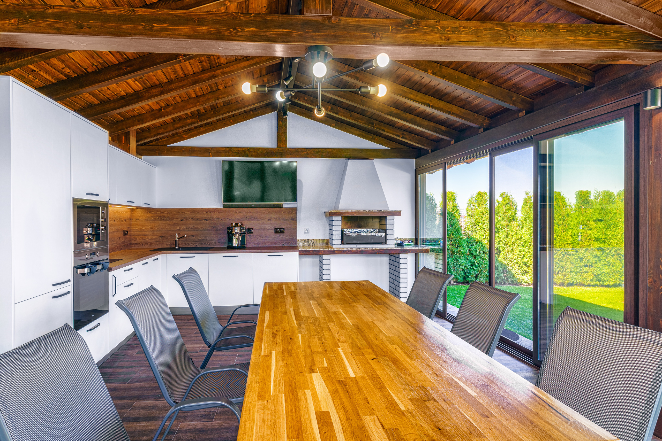 Мебели Русев-Лятна кухня. Професионален фотограф в Пловдив и областта