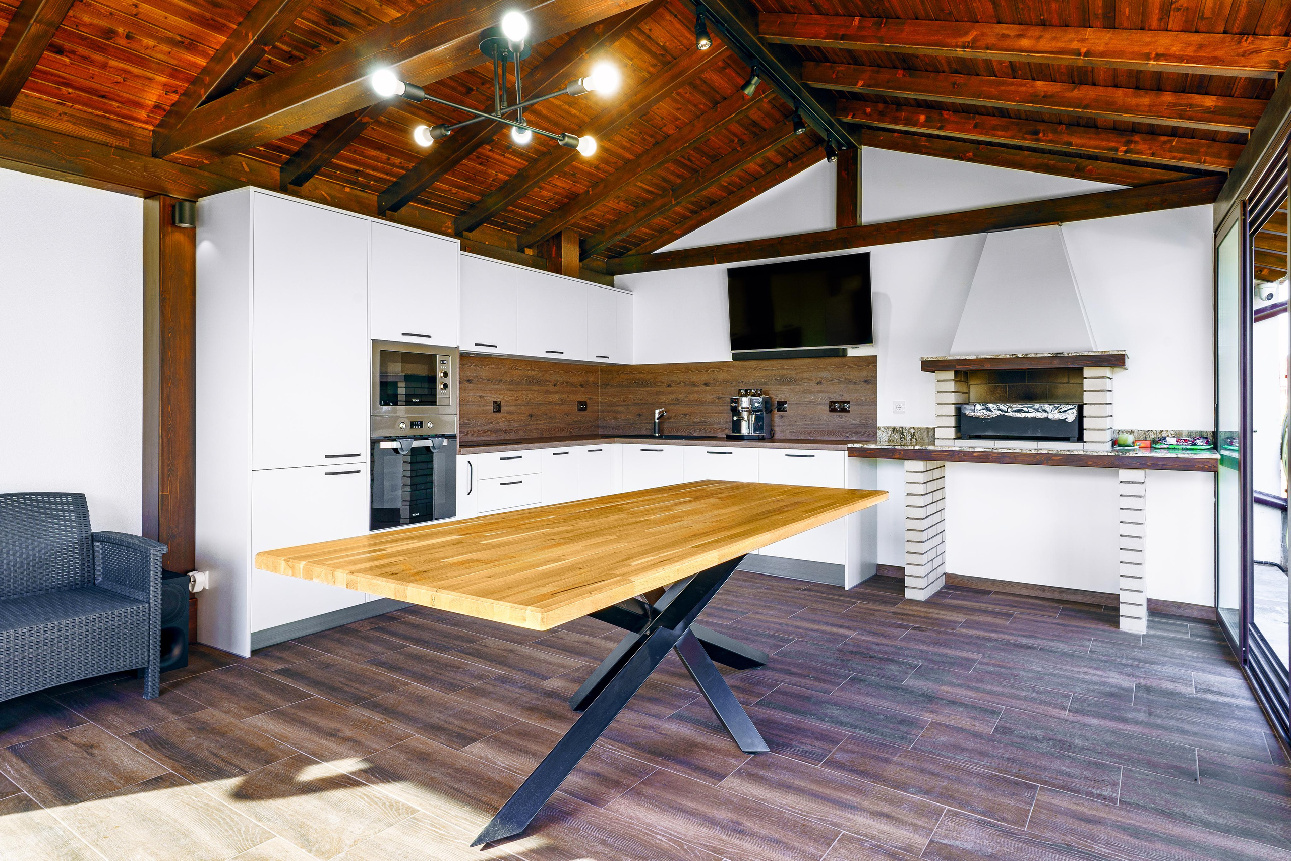 Мебели Русев-Лятна кухня. Професионален фотограф в Пловдив и областта