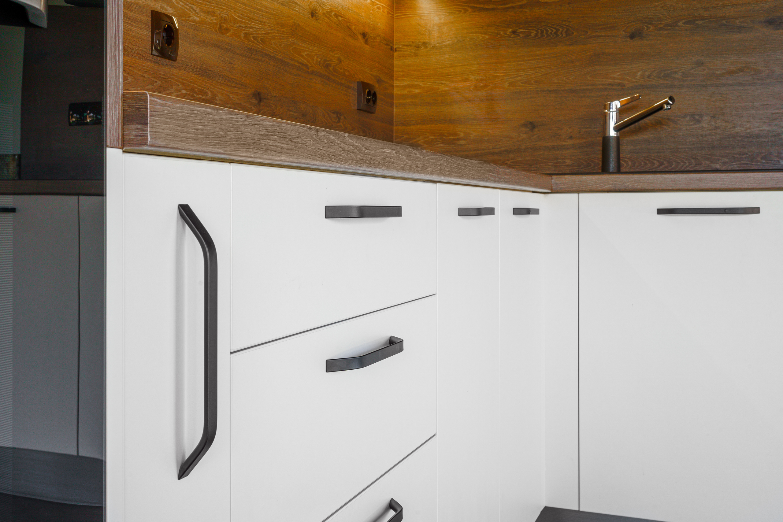 Мебели Русев-Лятна кухня. Професионален фотограф в Пловдив и областта