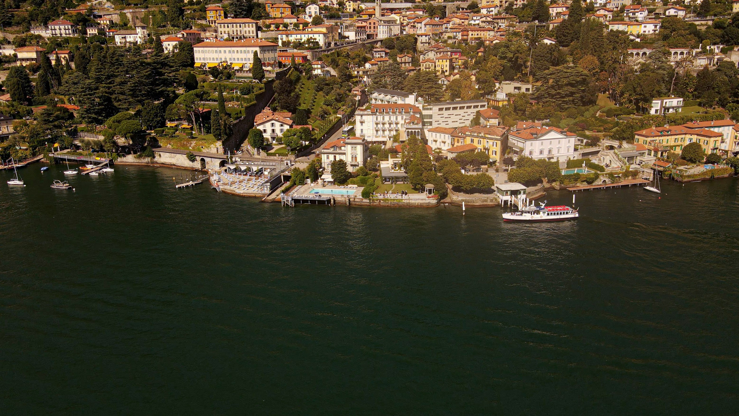 Свадебная фотосессия на озеро Комо с профессиональным фотографом