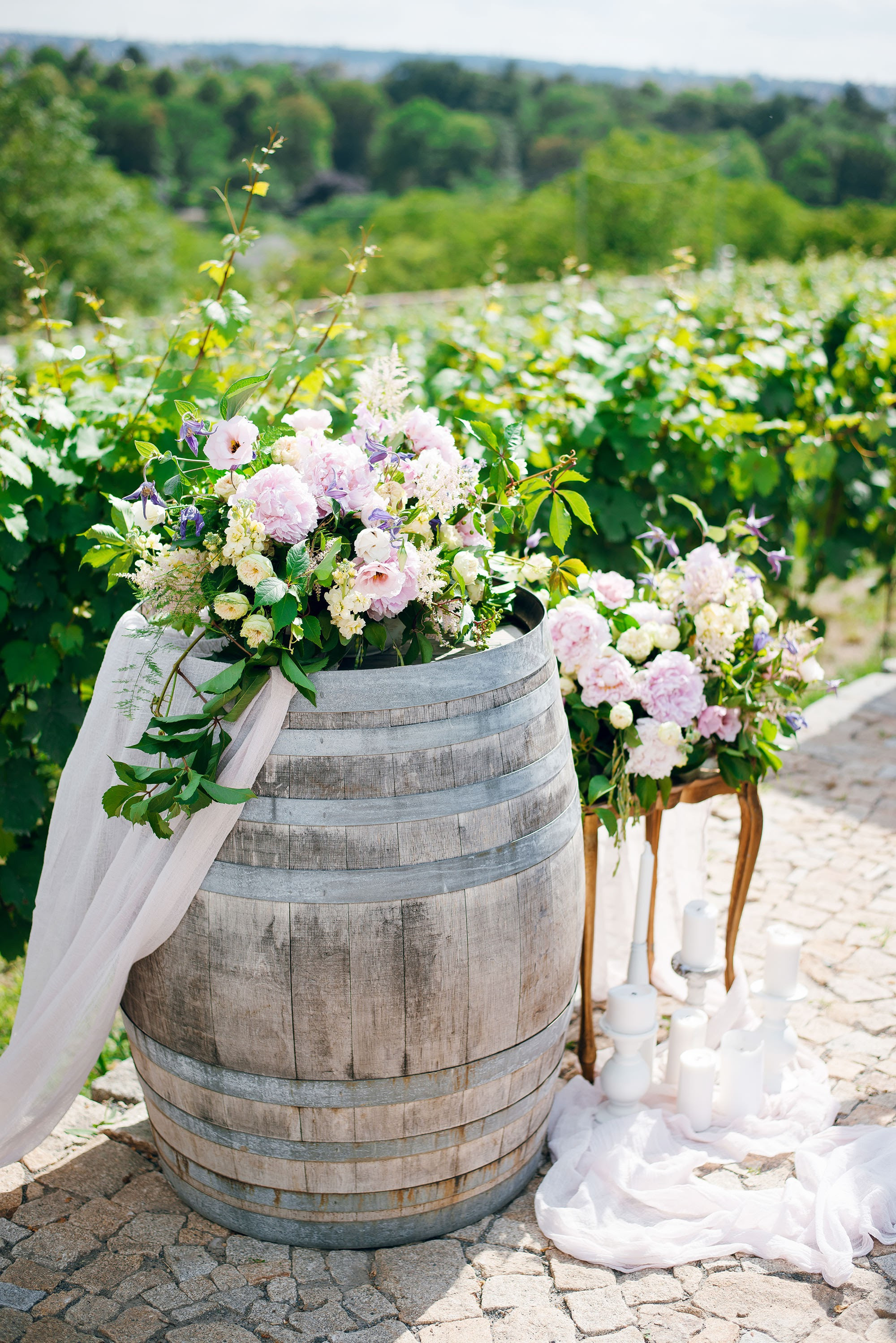 Romantic destination wedding in Czech republic Prague