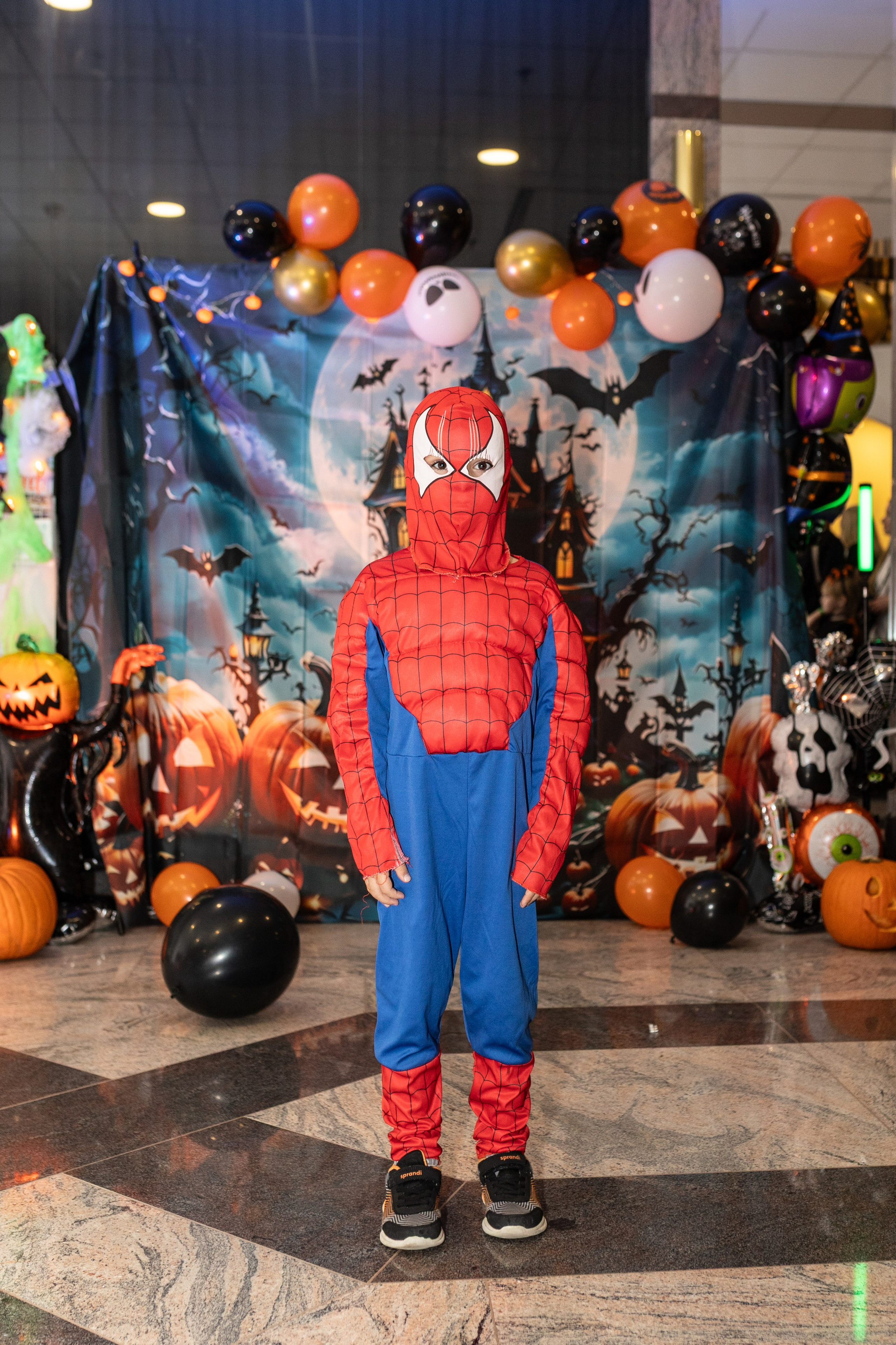 Leo dance studio Helloween 2025. Семейный и детский фотограф в Варшаве Мила Бобровская