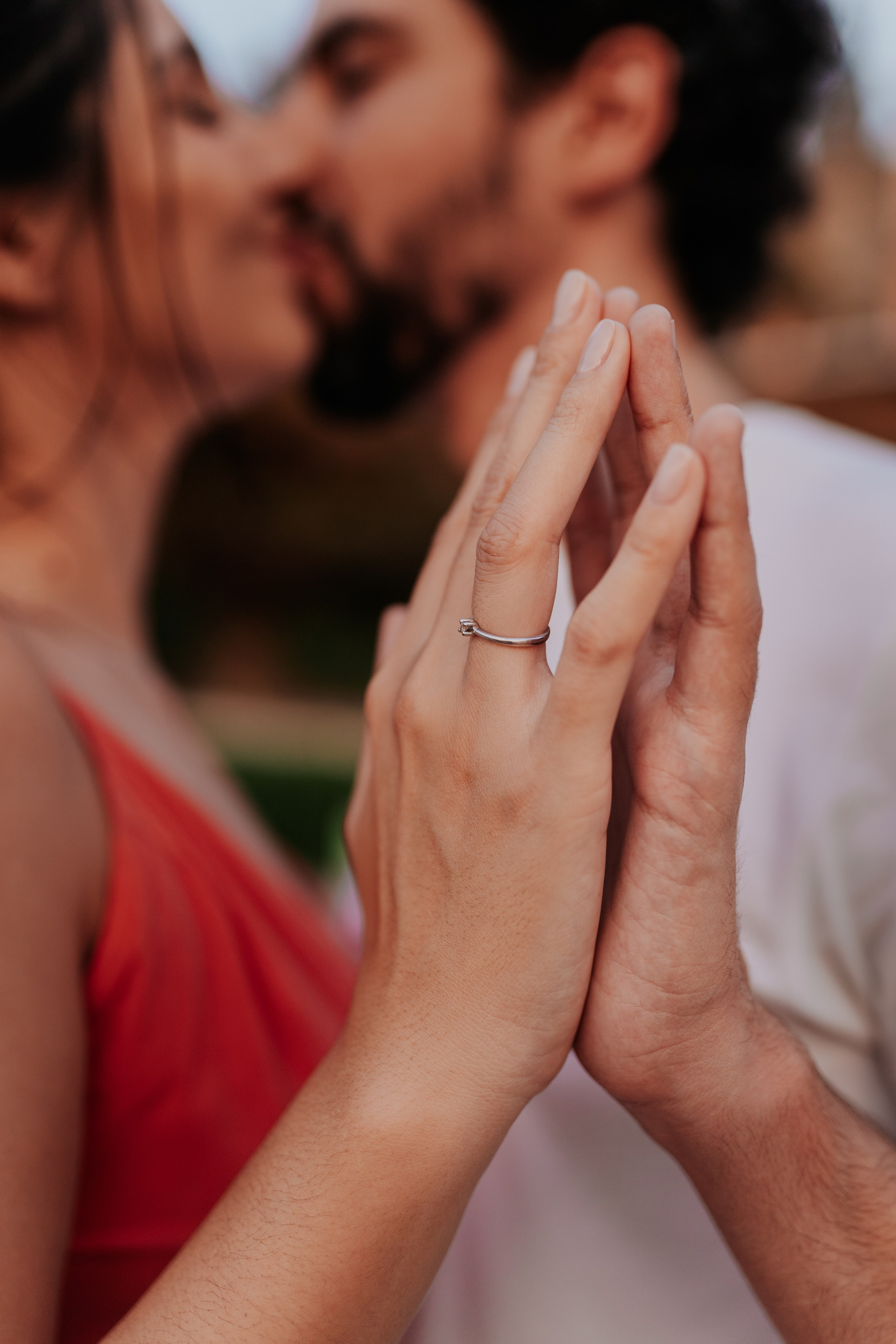Love Story Montjuic. DiaFoto — Wow Photographer in Barcelona | Premium Barcelona Photoshoot Experience