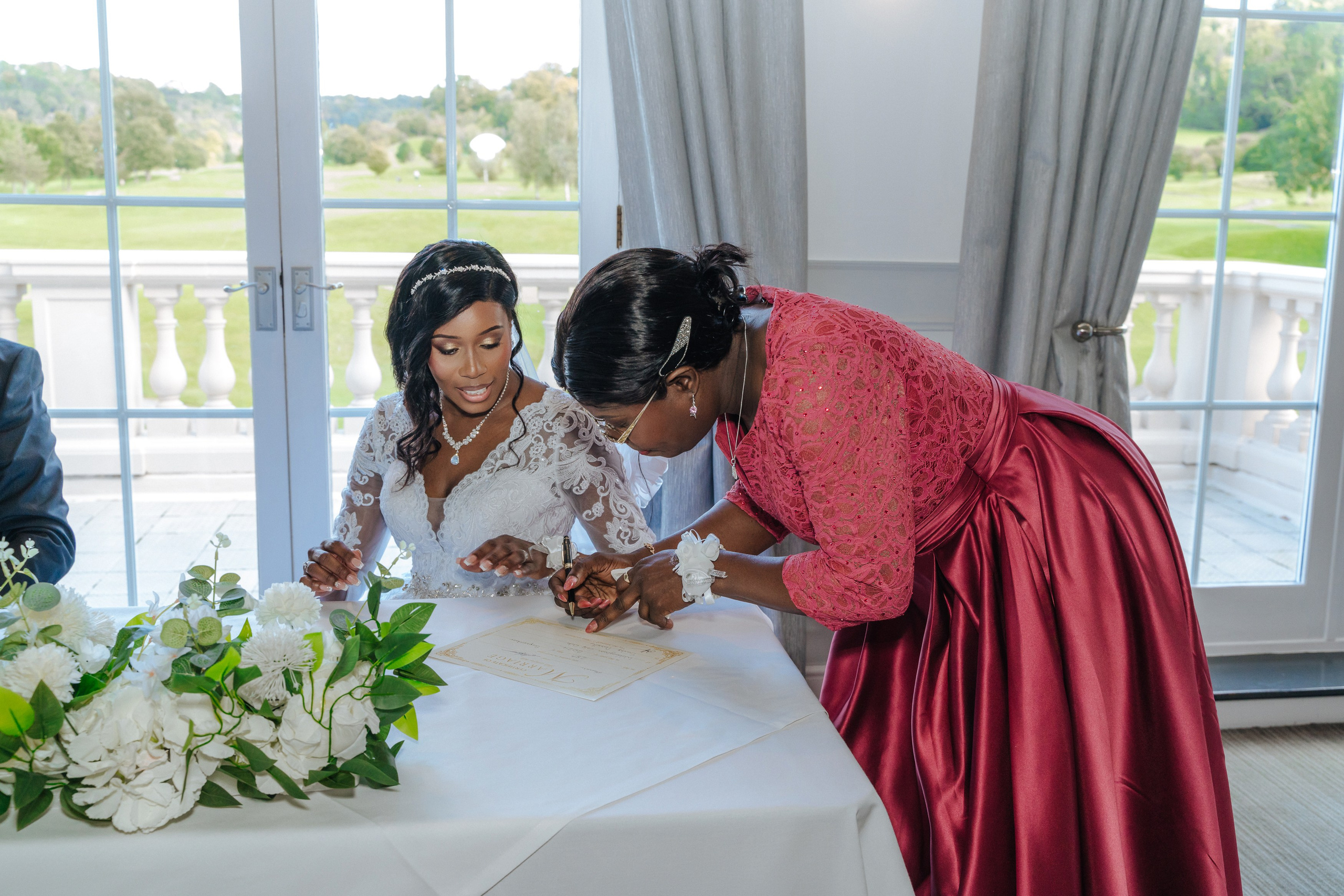 A wedding at Woldingham Golf Club, Woldingham Golf Club wedding, wedding photographer at Woldingham Golf Club