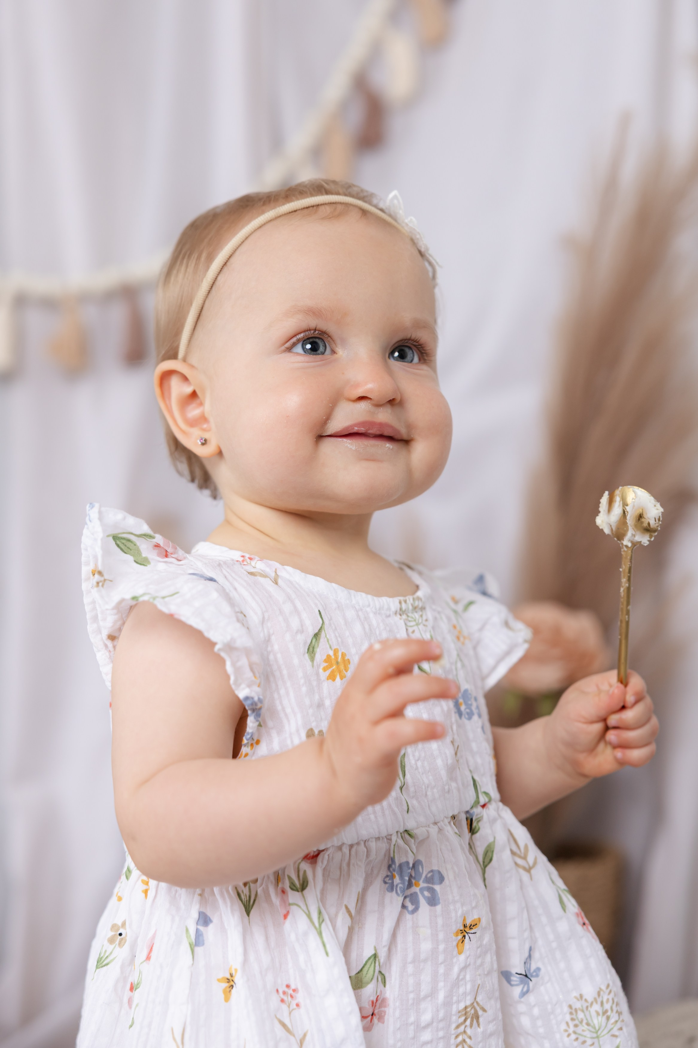 Julie Smash Cake. Lifestyle a rodinná fotografka v Pisku Oxana Telupilova