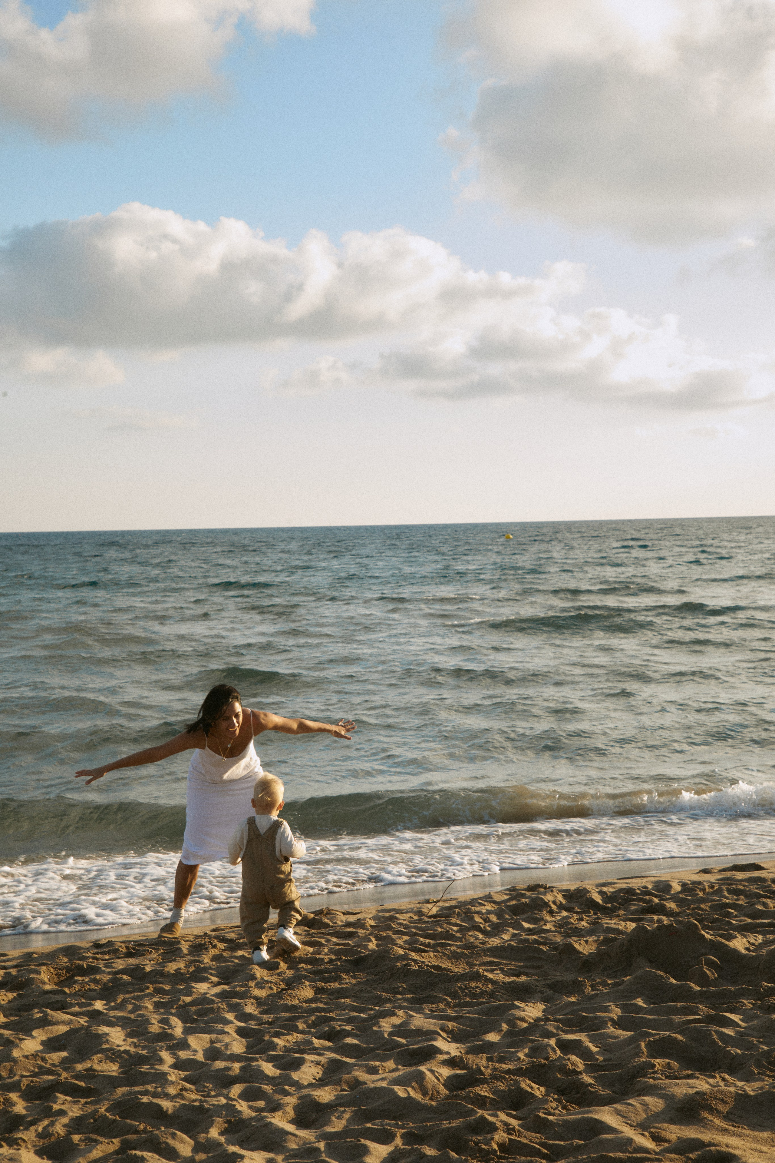 Beach session. Photographer in Paris