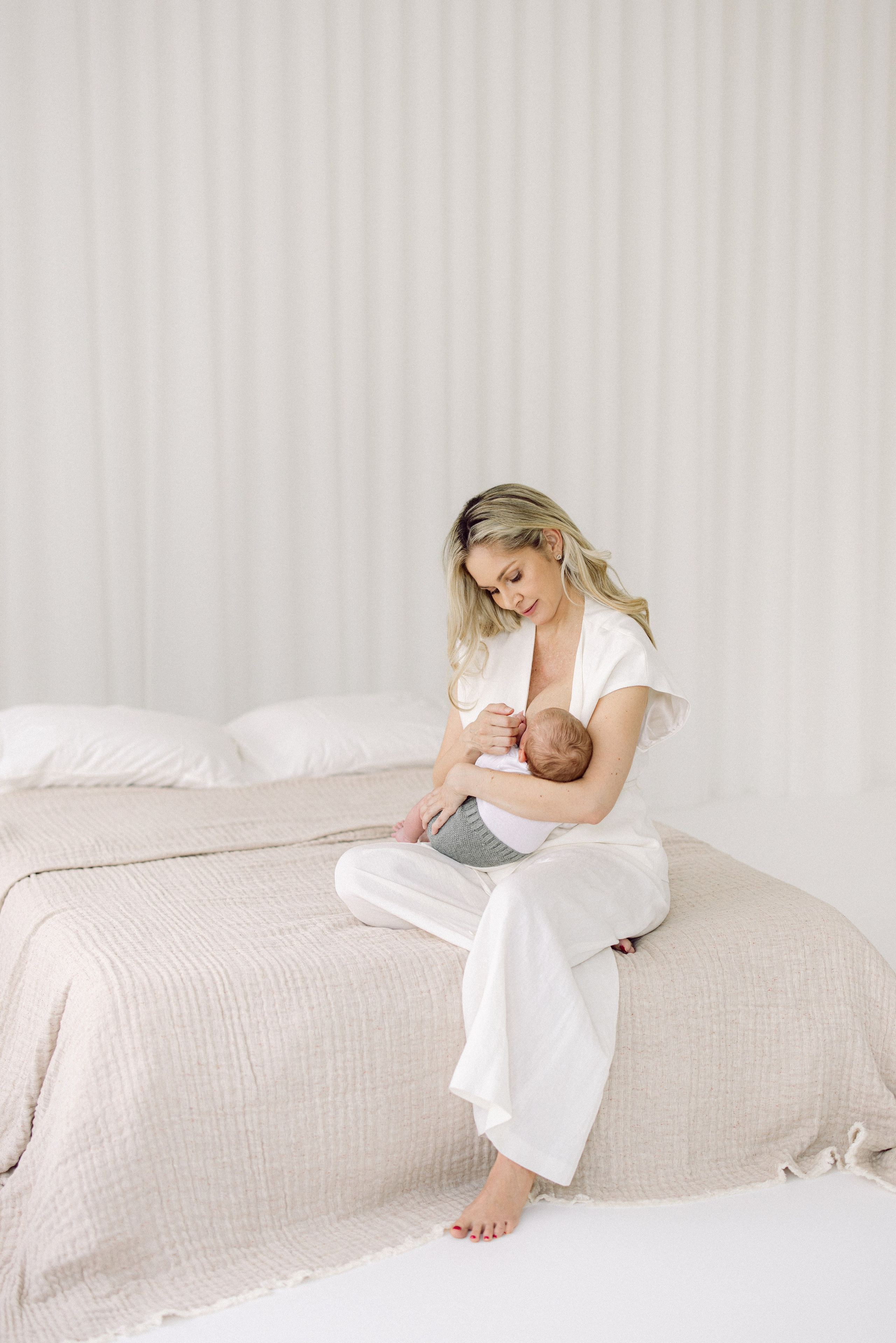 Newborn-Fotografie im Raum Zürich — mit Herz und Blick fürs Wesentliche. Wedding and Family Photographer Switzerland and Italy. Valeria Diaz