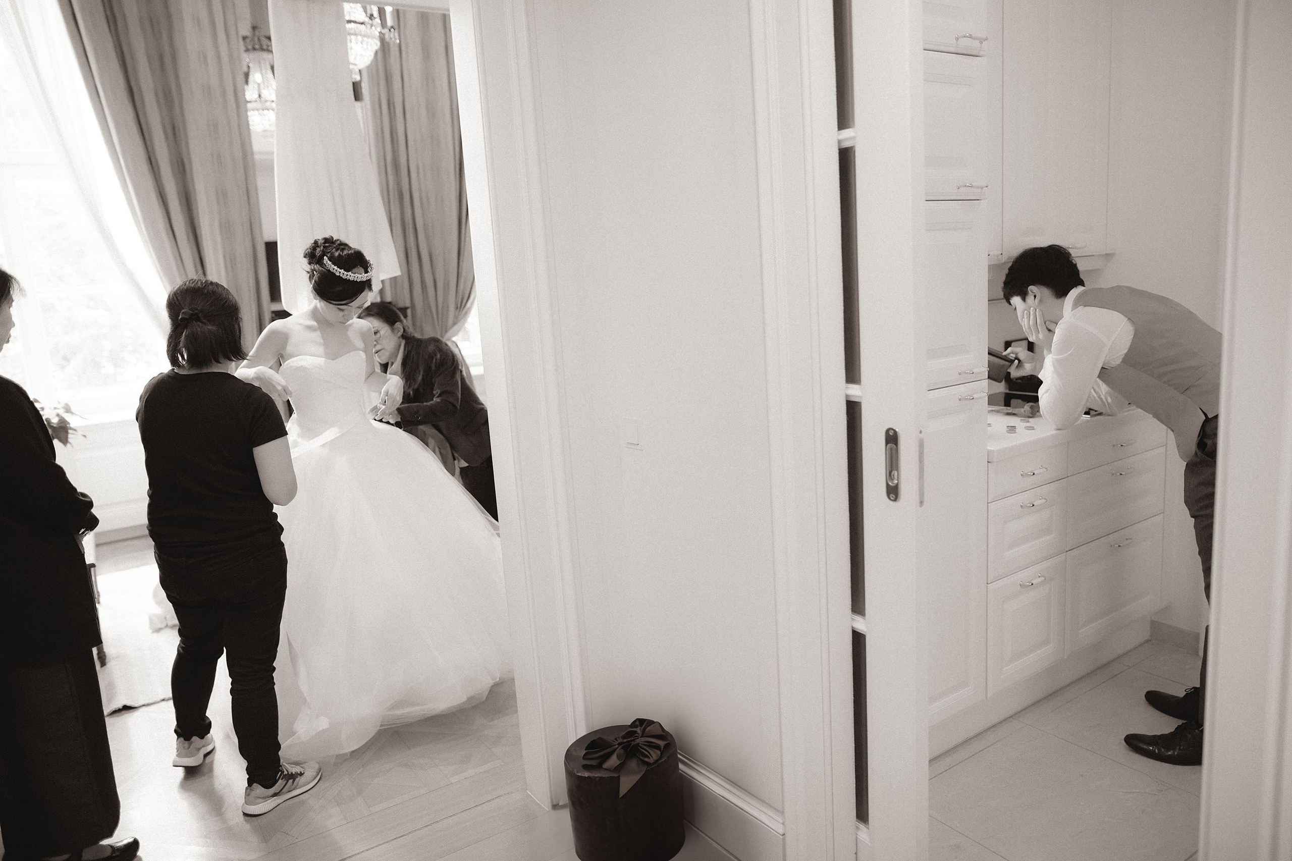 Final adjustments and a final check of incoming messages.