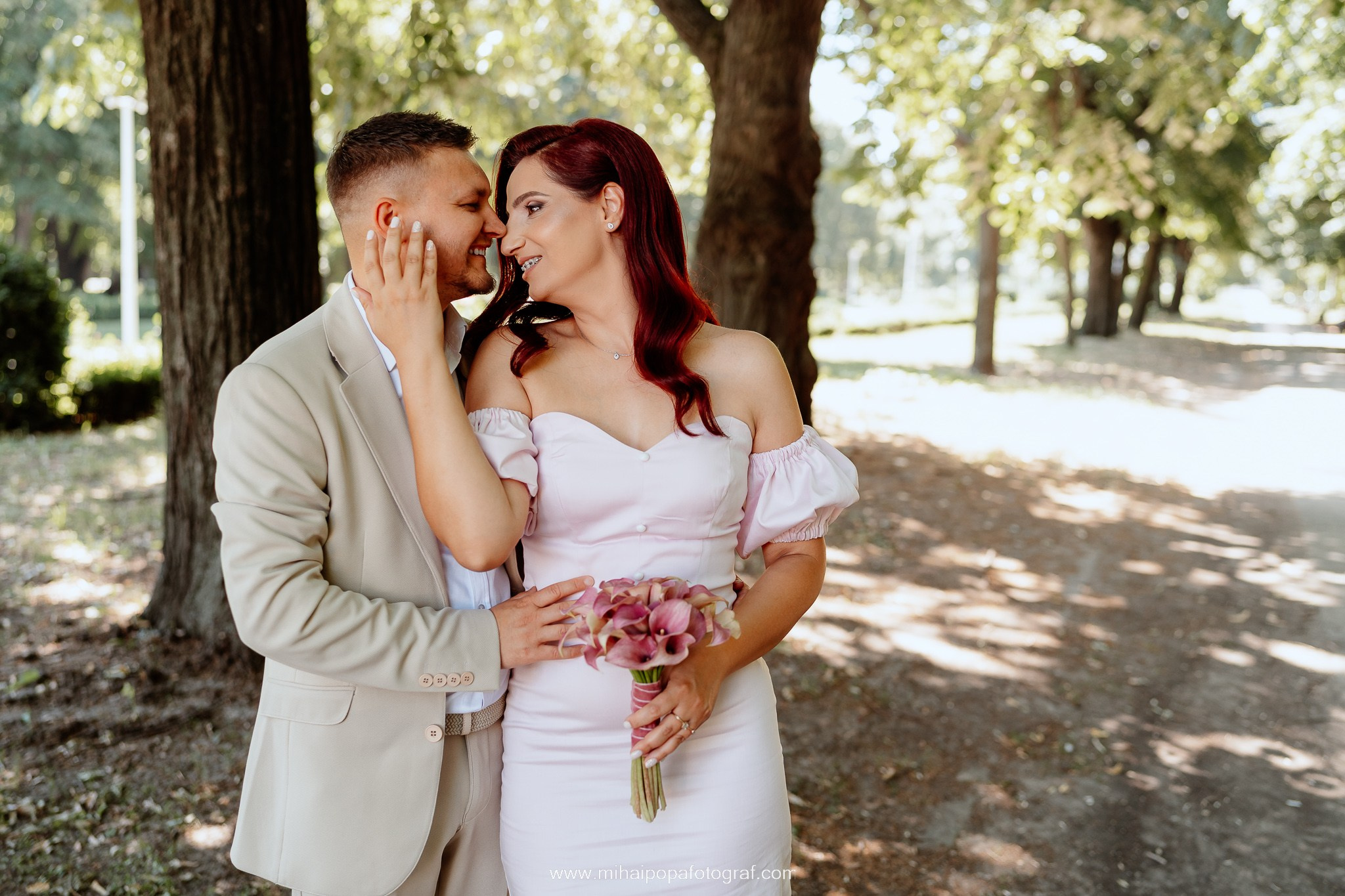 Fotograf Cununie Civilă în București - Mihai Popa Fotograf. Fotograf Nuntă & Botez București - Mihai Popa | Dincolo de oameni, imortalizez emoții!