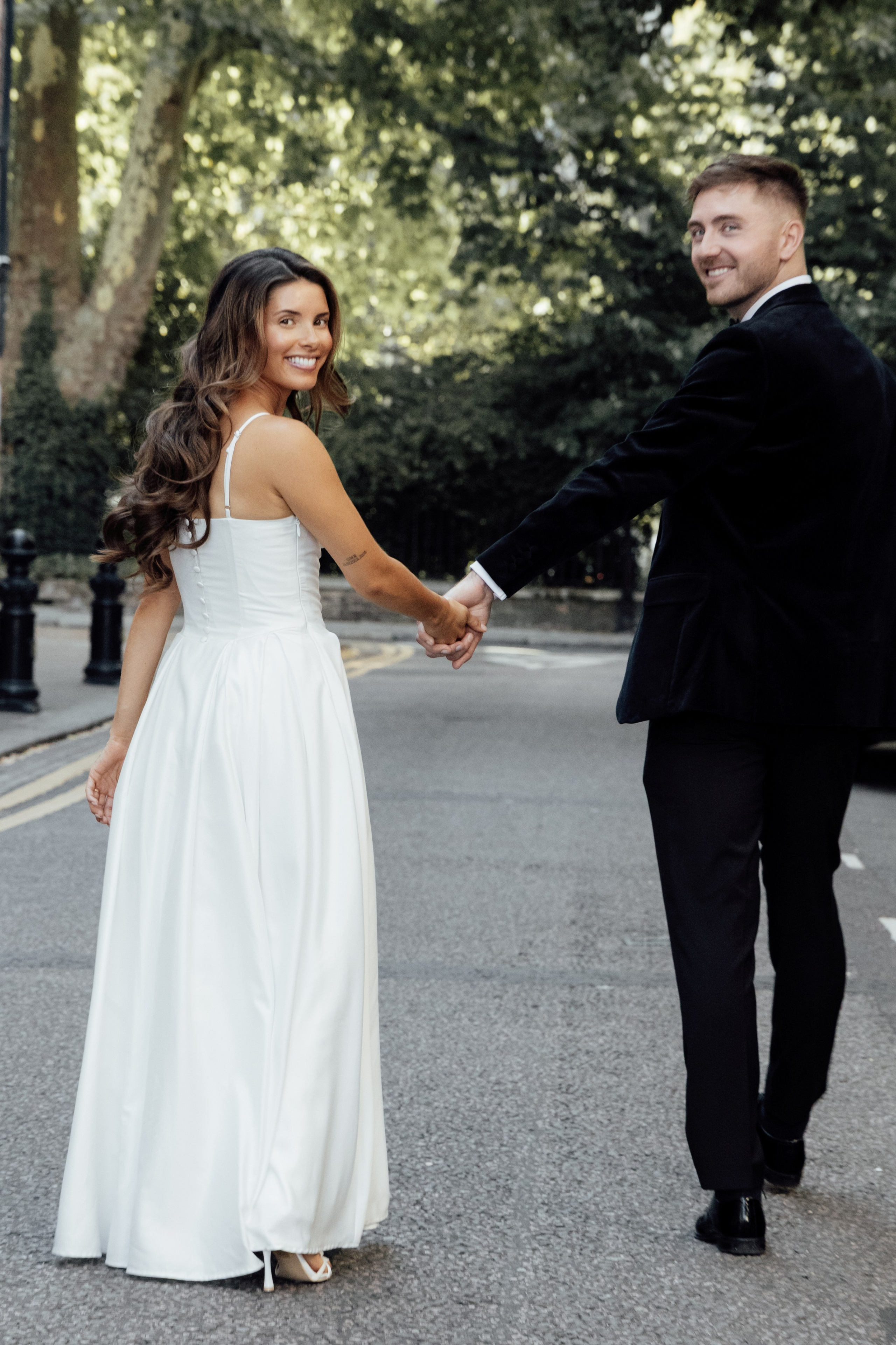 Chelsea Old Town Hall — Poppy & Jordan. Timeless Wedding & Event Photography — based London, working across Europe