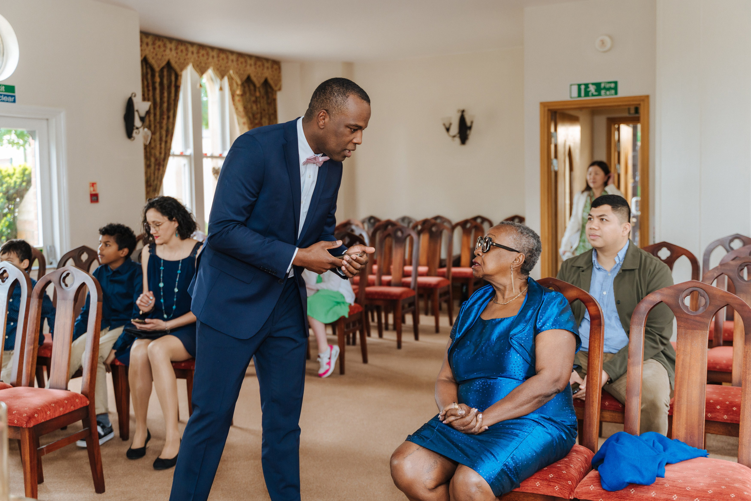 St Albans Register Office, St Albans Register Office wedding , St Albans, wedding in St Albans, civil ceremony in St Albans Register Office, small wedding, photographer for small wedding in St Albans Register Office