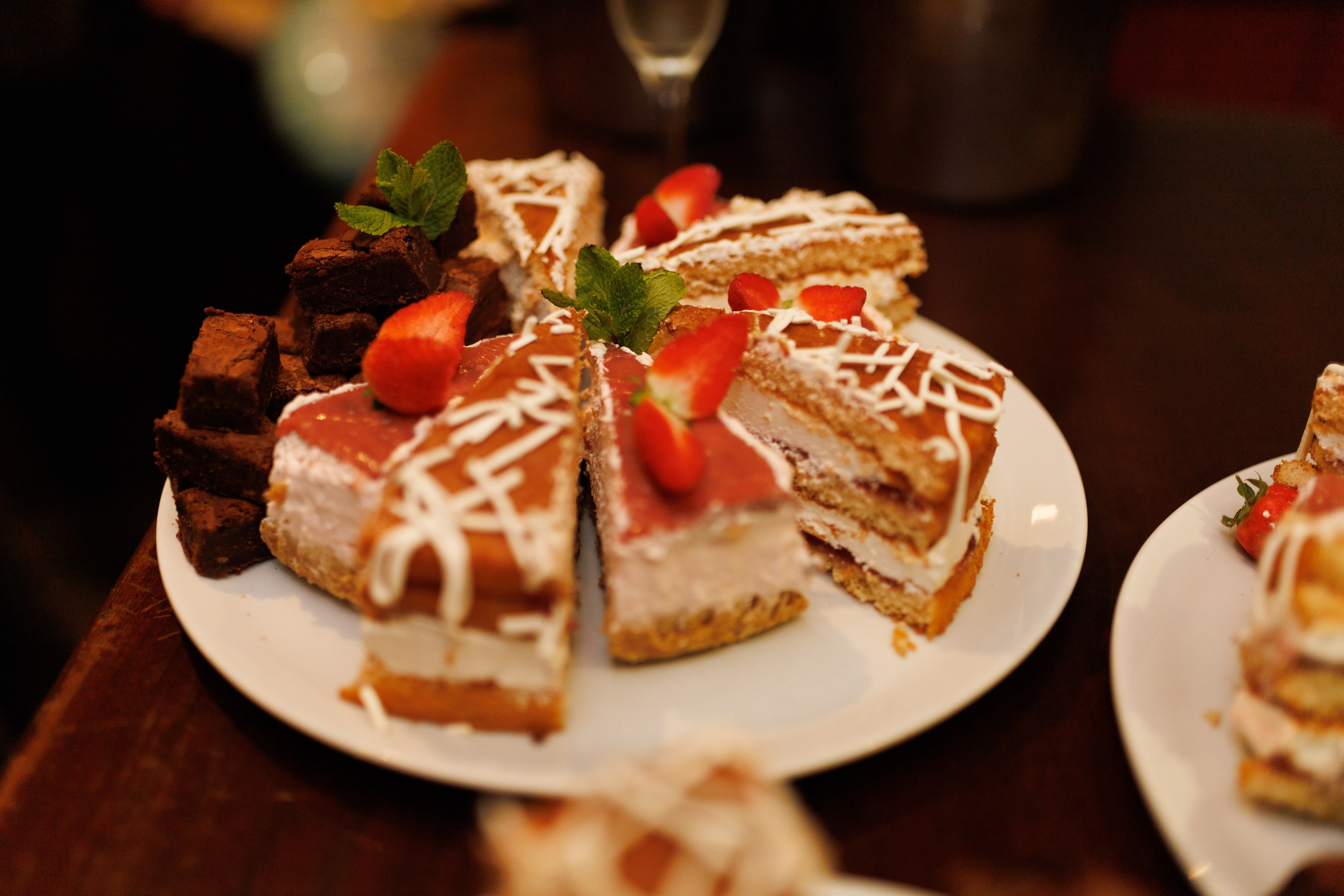 Parties. Https://valphoto.wfolio.pro/