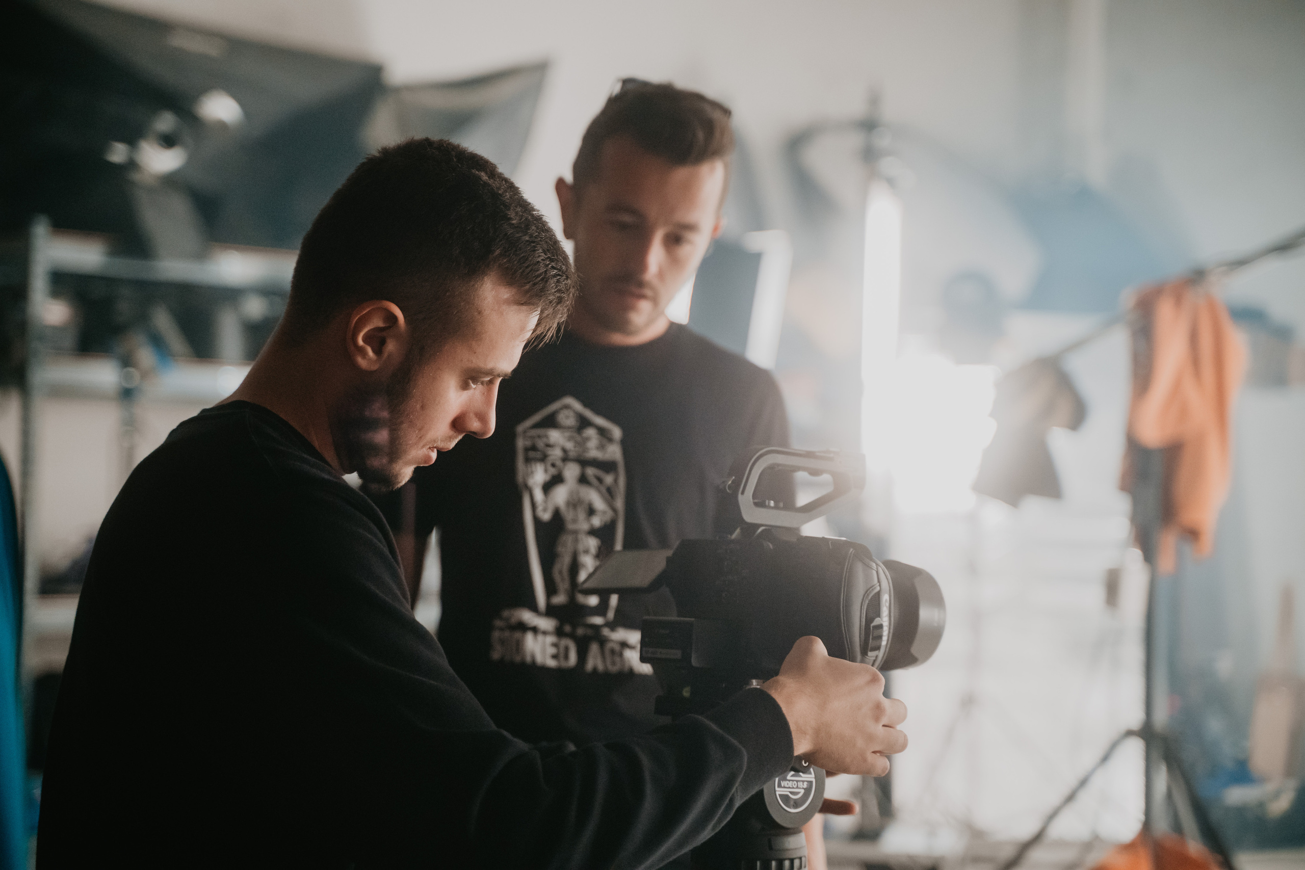 BTS — Jala Brat & Buba Corelli — Pilula. Profesionalna Fotografija i Videografija | Sarajevo | yasinemir.com