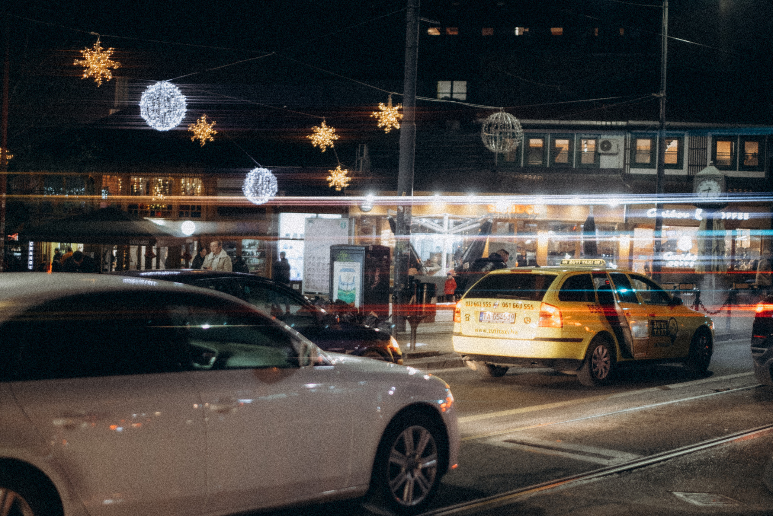 Vaxis Rainbow Streak Filter X Sony A7SIII. Profesionalna Fotografija i Videografija | Sarajevo | yasinemir.com