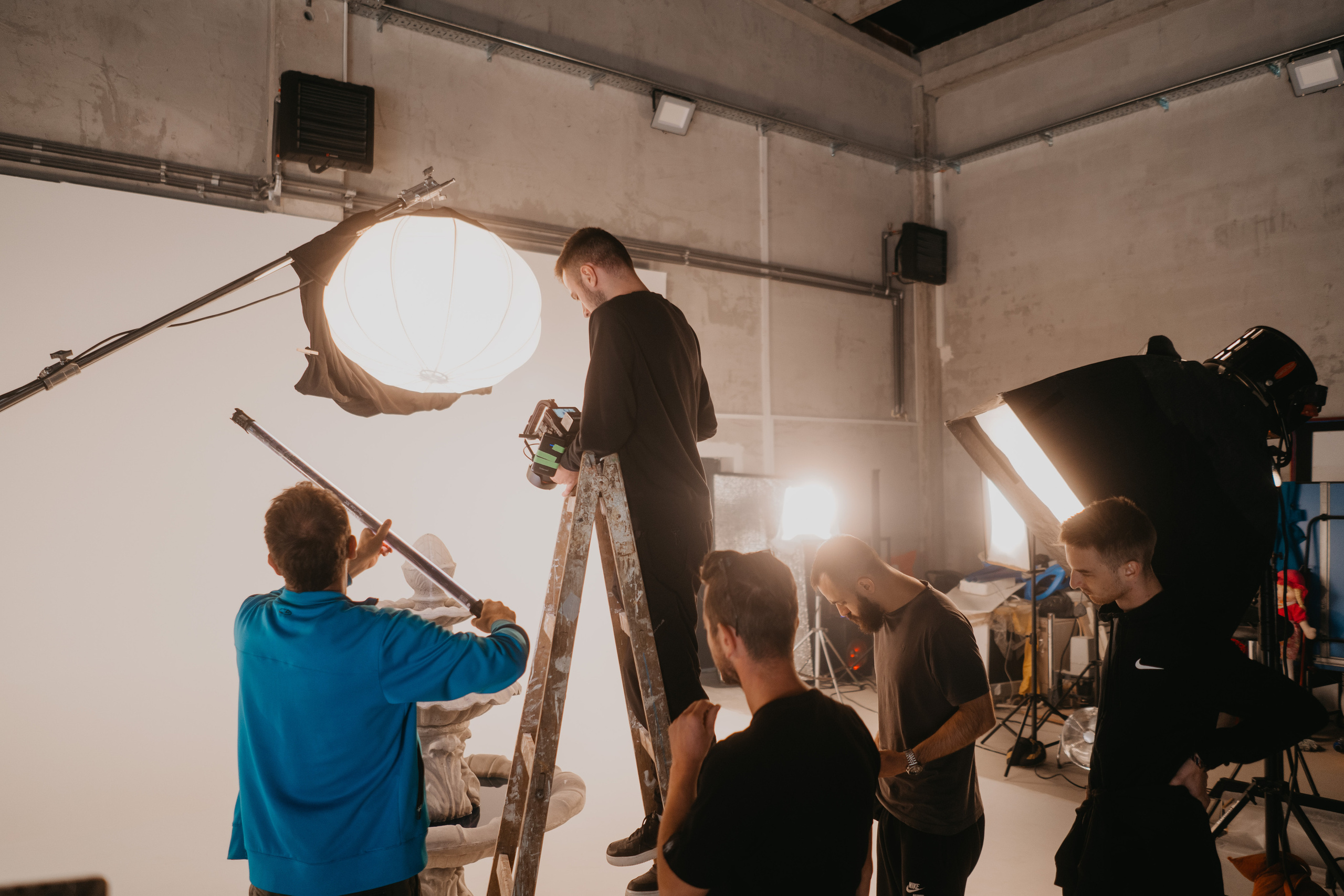 BTS — Jala Brat & Buba Corelli — Pilula. Profesionalna Fotografija i Videografija | Sarajevo | yasinemir.com