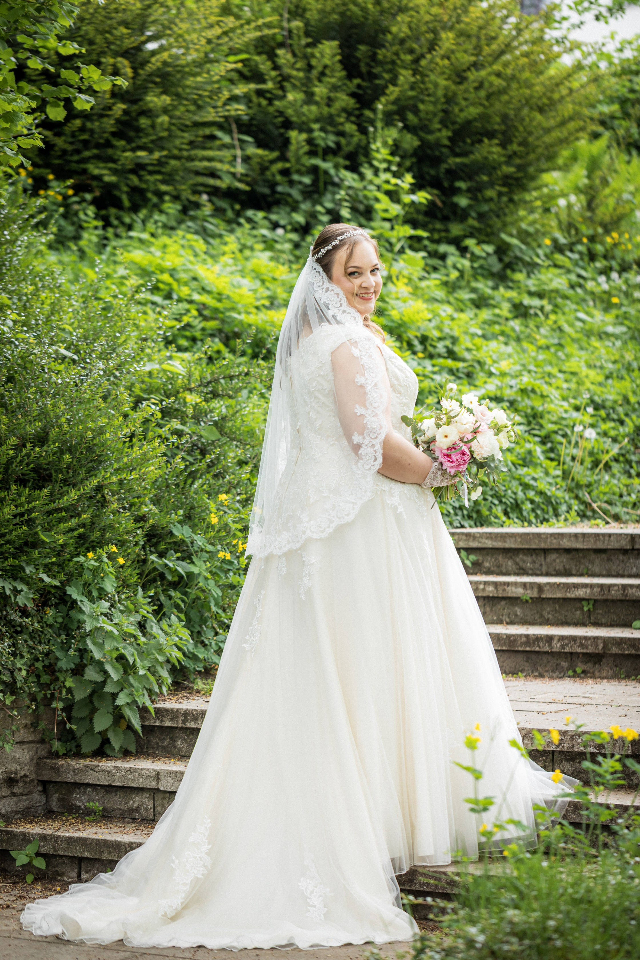 Kirchliche Trauung in Oerlinghausen. Hochzeitfotograf in Bielefeld