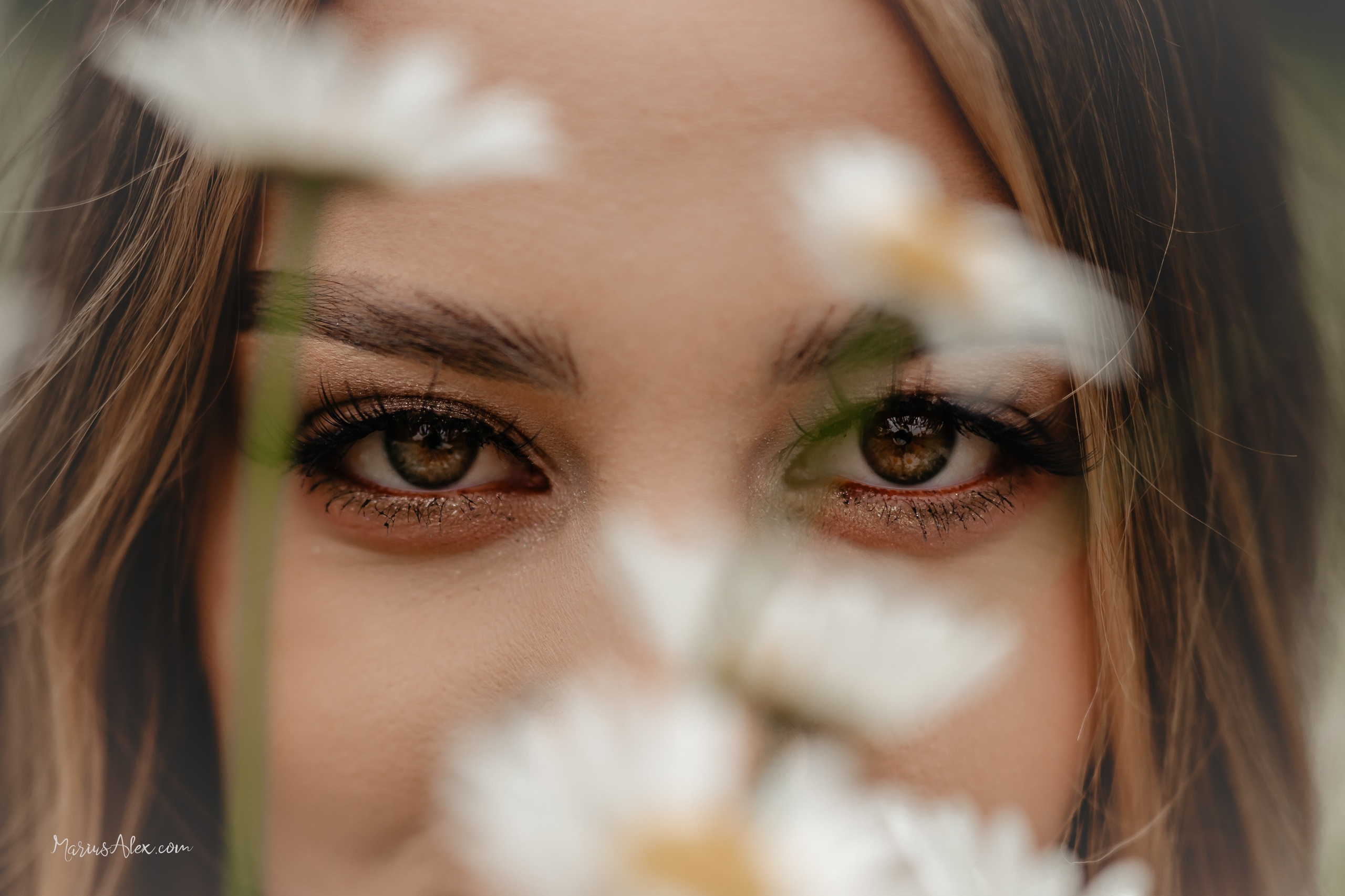 Andreea & Cosmin - O superba sedinta foto. Marius Alex fotograf de eveniment si portret din Suceava