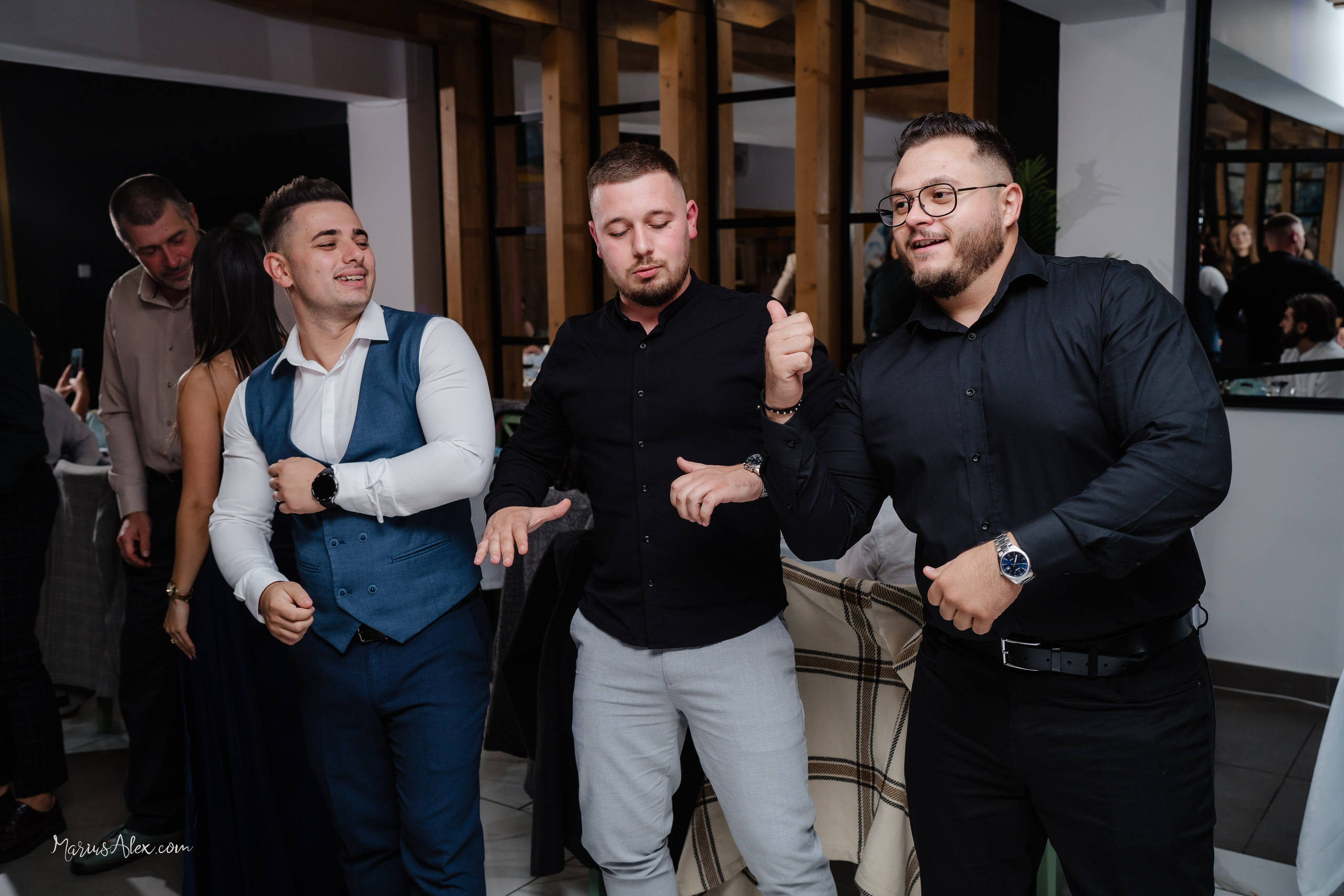 Micutul Mathias - Cel mai distractiv botez. Marius Alex fotograf de eveniment si portret din Suceava