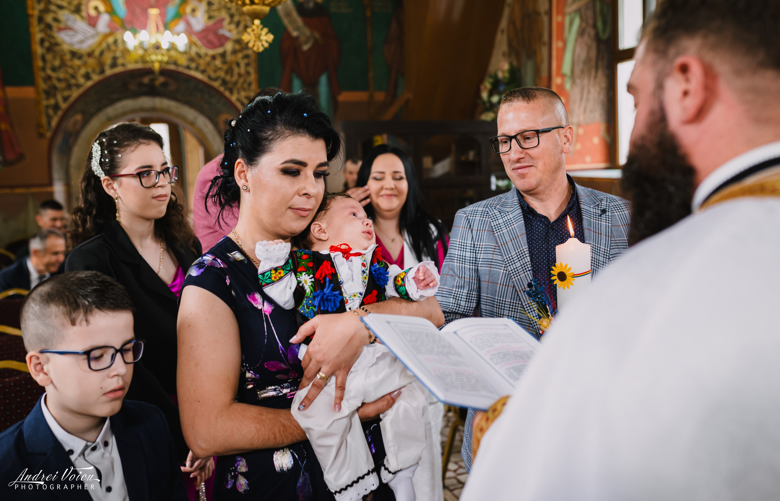 Fotografia de botez. Andrei Voicu Fotograf. Povești nescrise, surprinse atent