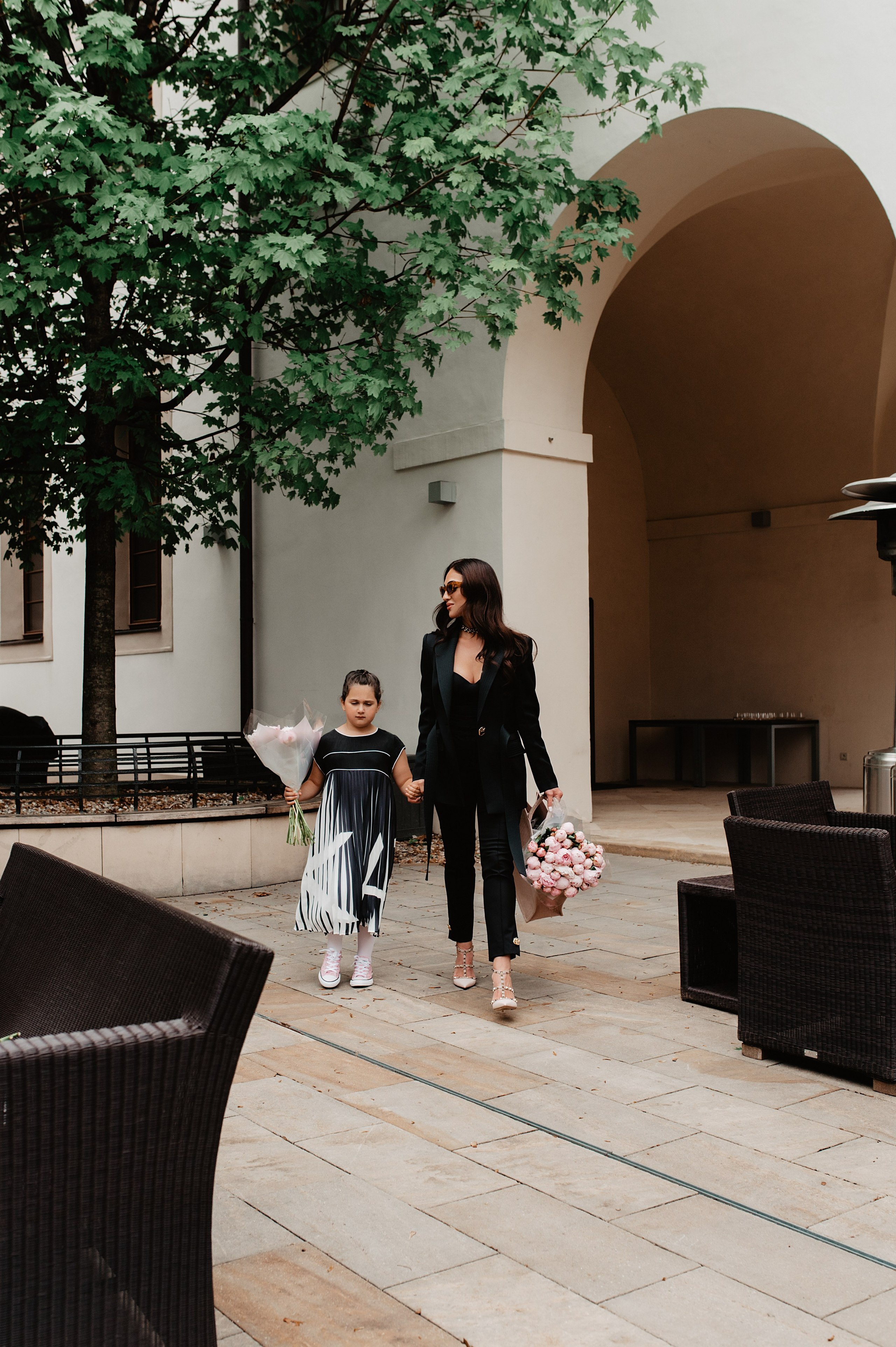 Nairi&ari. ANNA-MARIA PHOTO CONTENT CREATOR — fotograf, estét, umělec a vizuální expert na Instagram v Praze