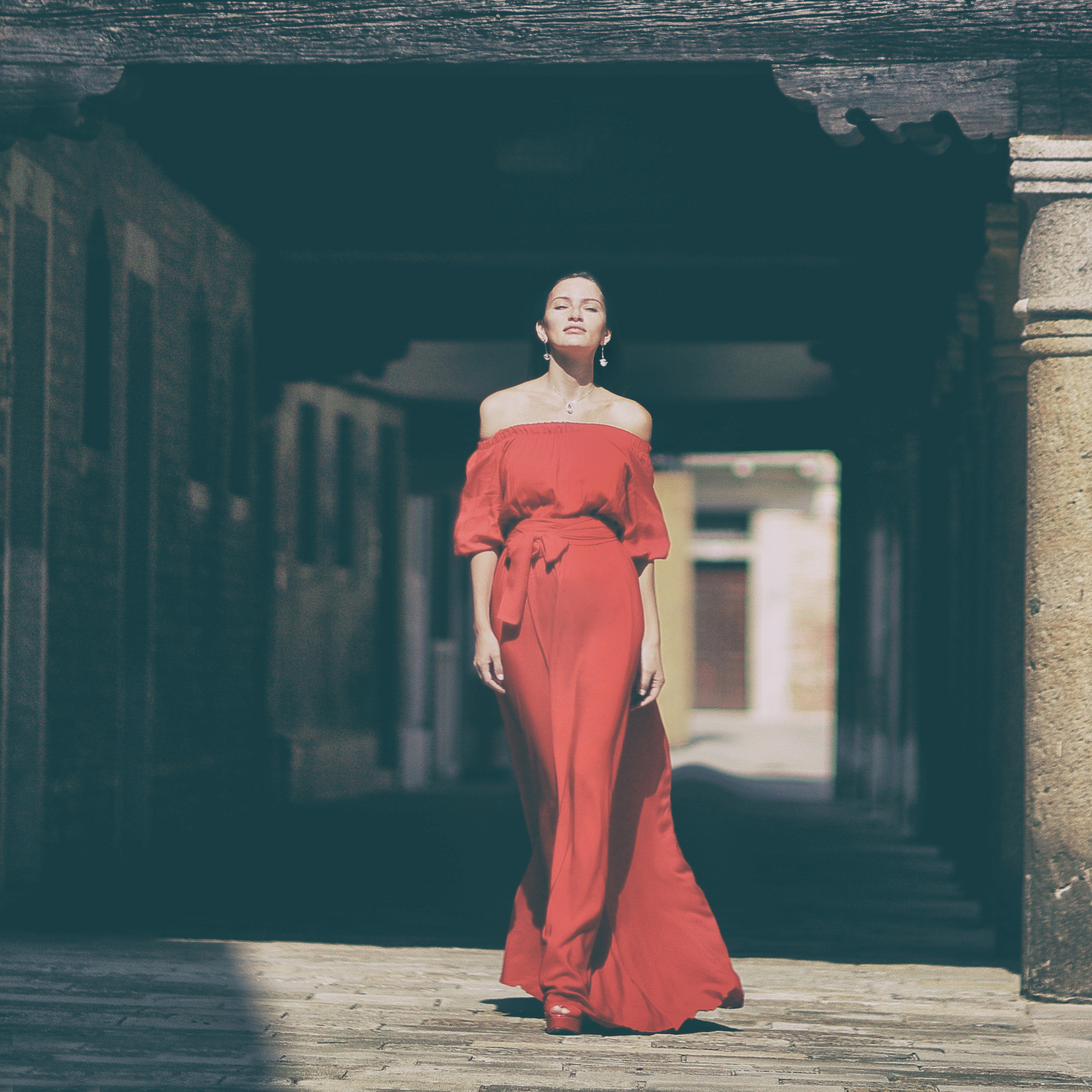 Retratos femeninos. Fotógrafo de bodas. Fotografía de retrato. Fotógrafo Alicante, Madrid