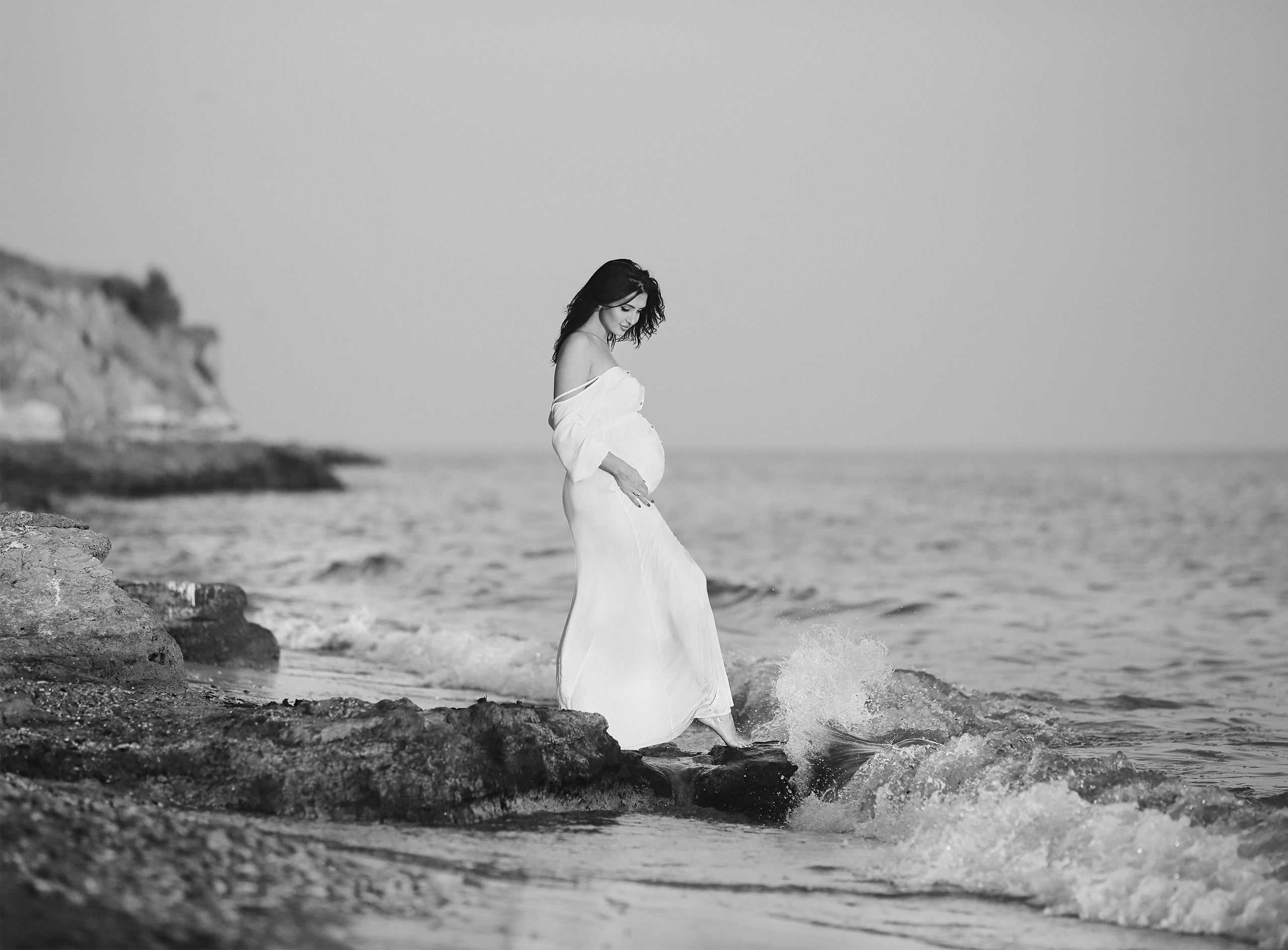Pregnancy. Luxury wedding, portrait, family photographer over Europe
