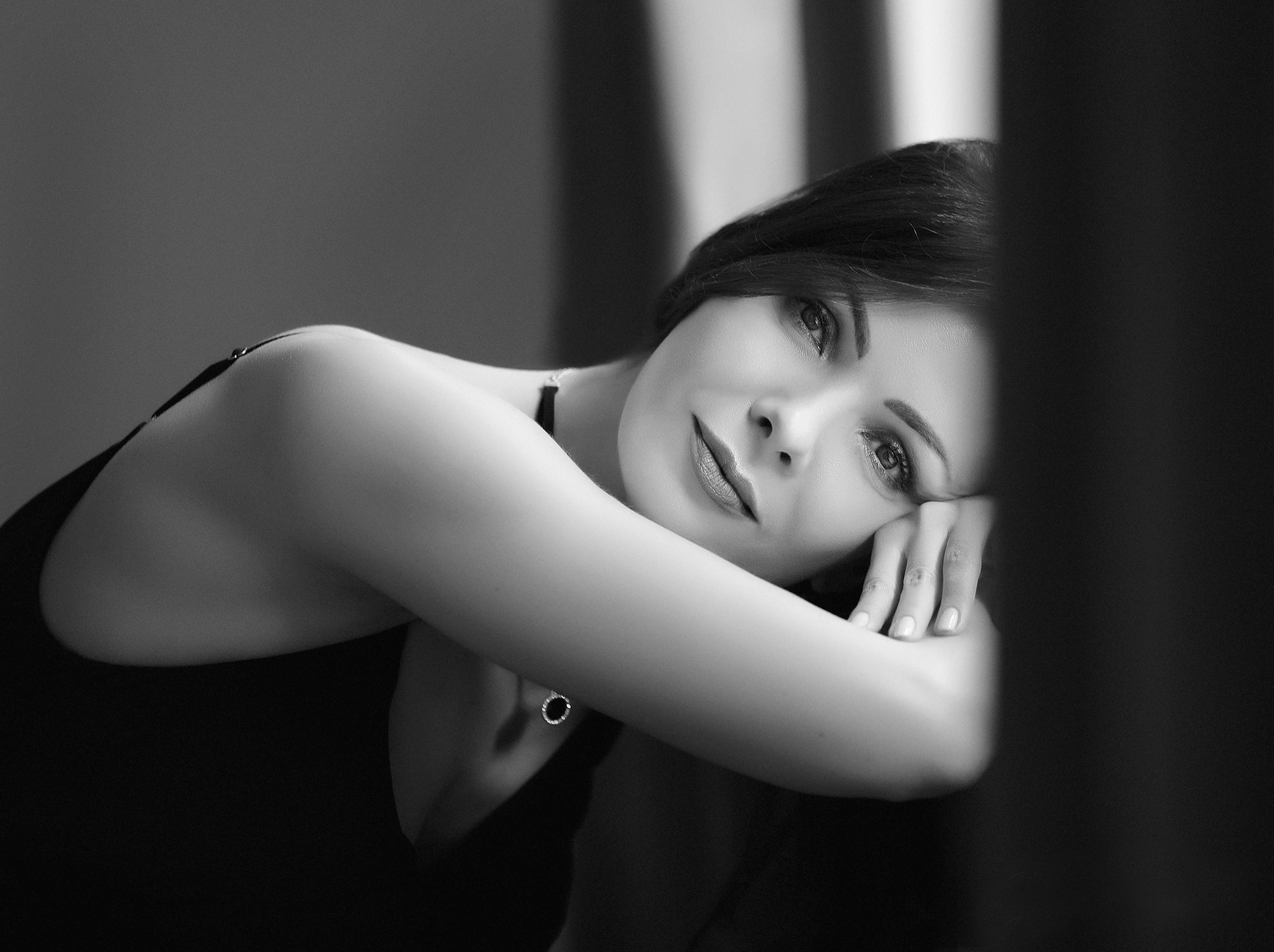 Retratos femeninos. Fotógrafo de bodas. Fotografía de retrato. Fotógrafo Alicante, Madrid