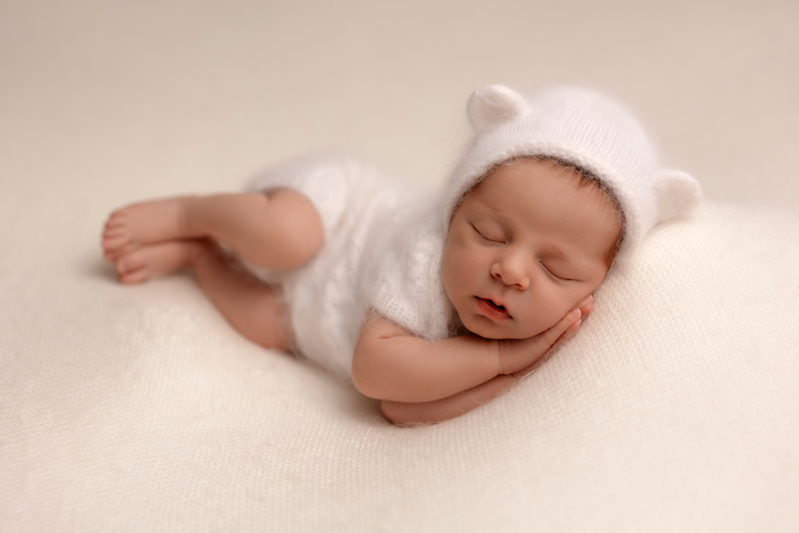 LEONARDO NEWBORN. Yulisphotography Ravenna - Fotografo Romagna // Fotografo Gravidanza