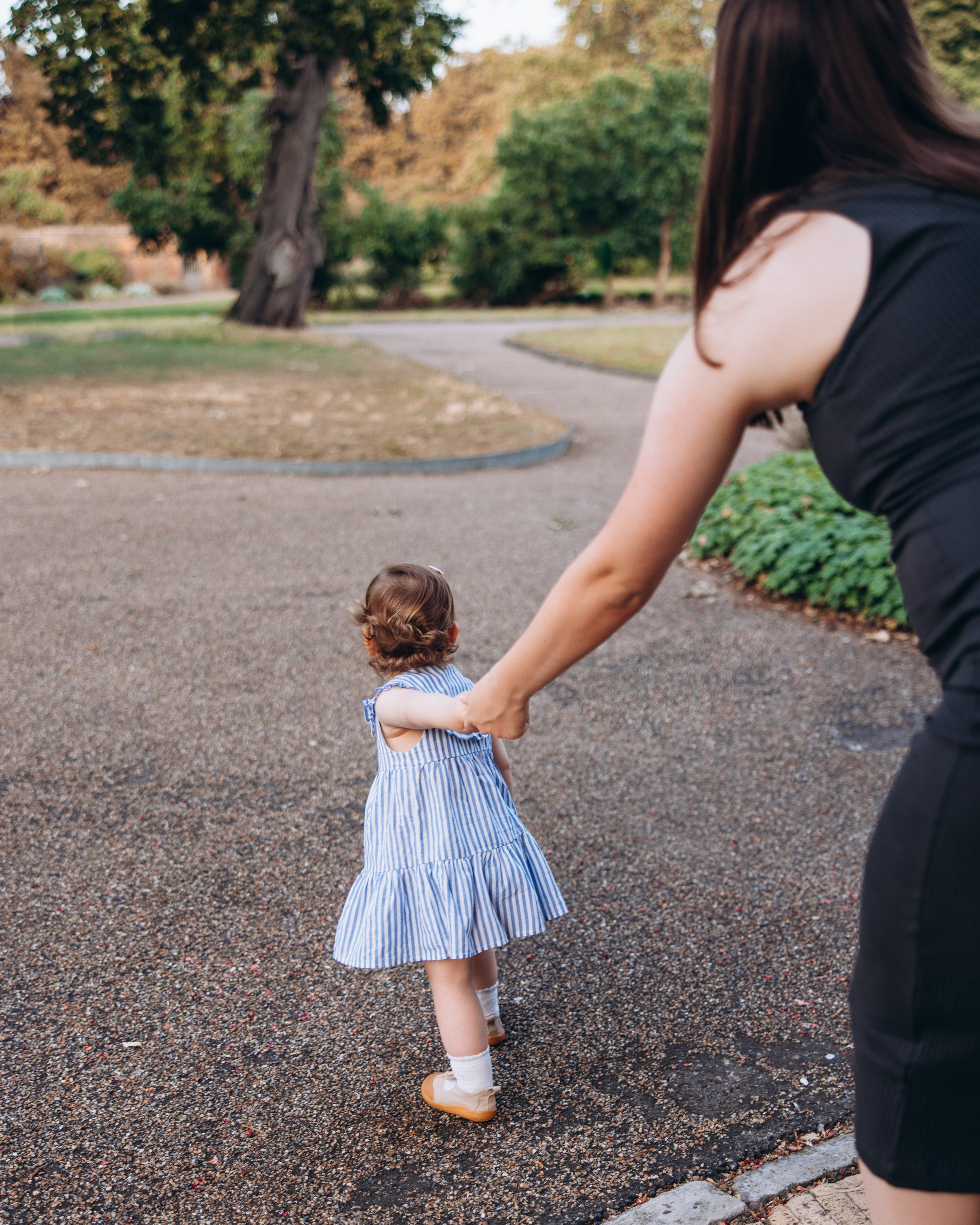 Kate with Asel. Anastasia Klink, Photographer in London
