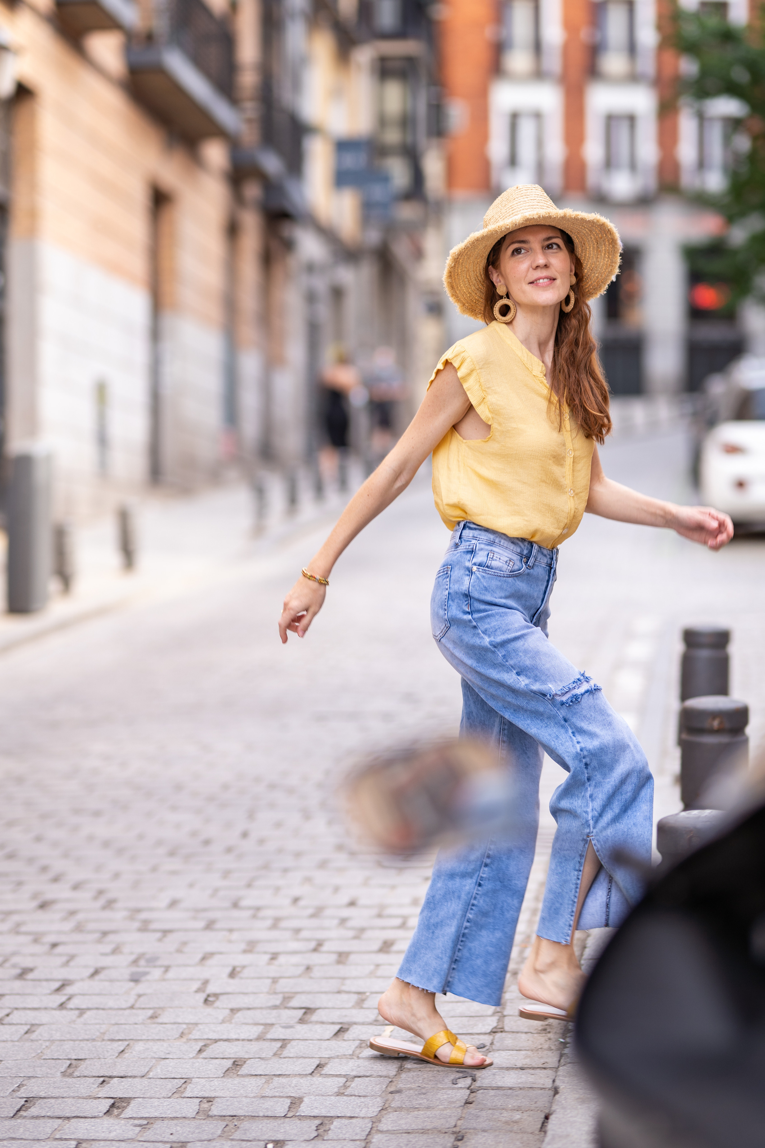 Fotografía de lookbook para marcas de ropa en Madrid – Estilo, creatividad y calidad. Fotógrafo en Madrid, España. Alyona Belyaninova