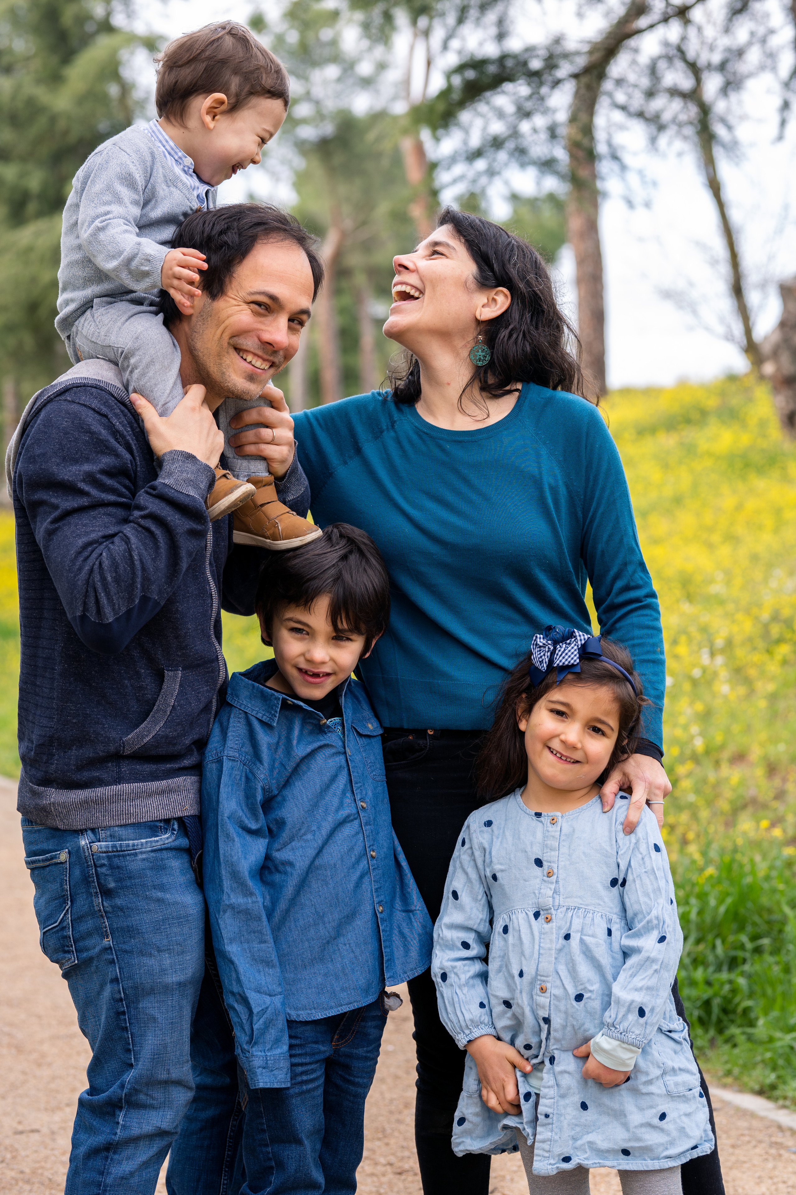 Kids and family photo shootng. Photographer in Madrid, Spain. Alyona Belyaninova