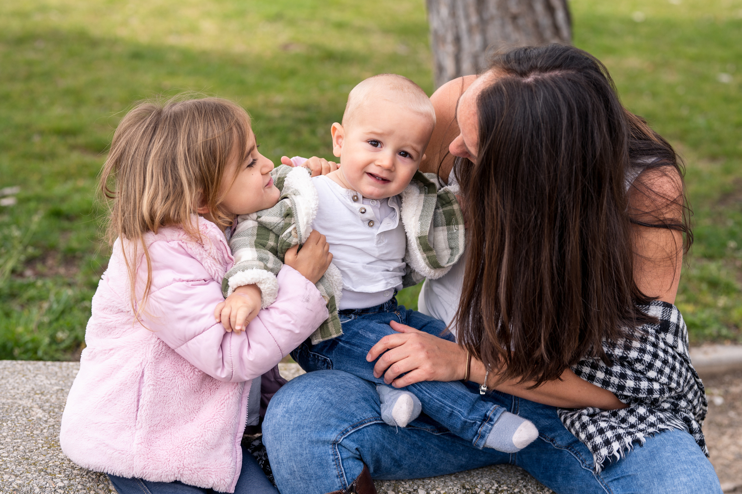 Kids and family photo shootng. Photographer in Madrid, Spain. Alyona Belyaninova
