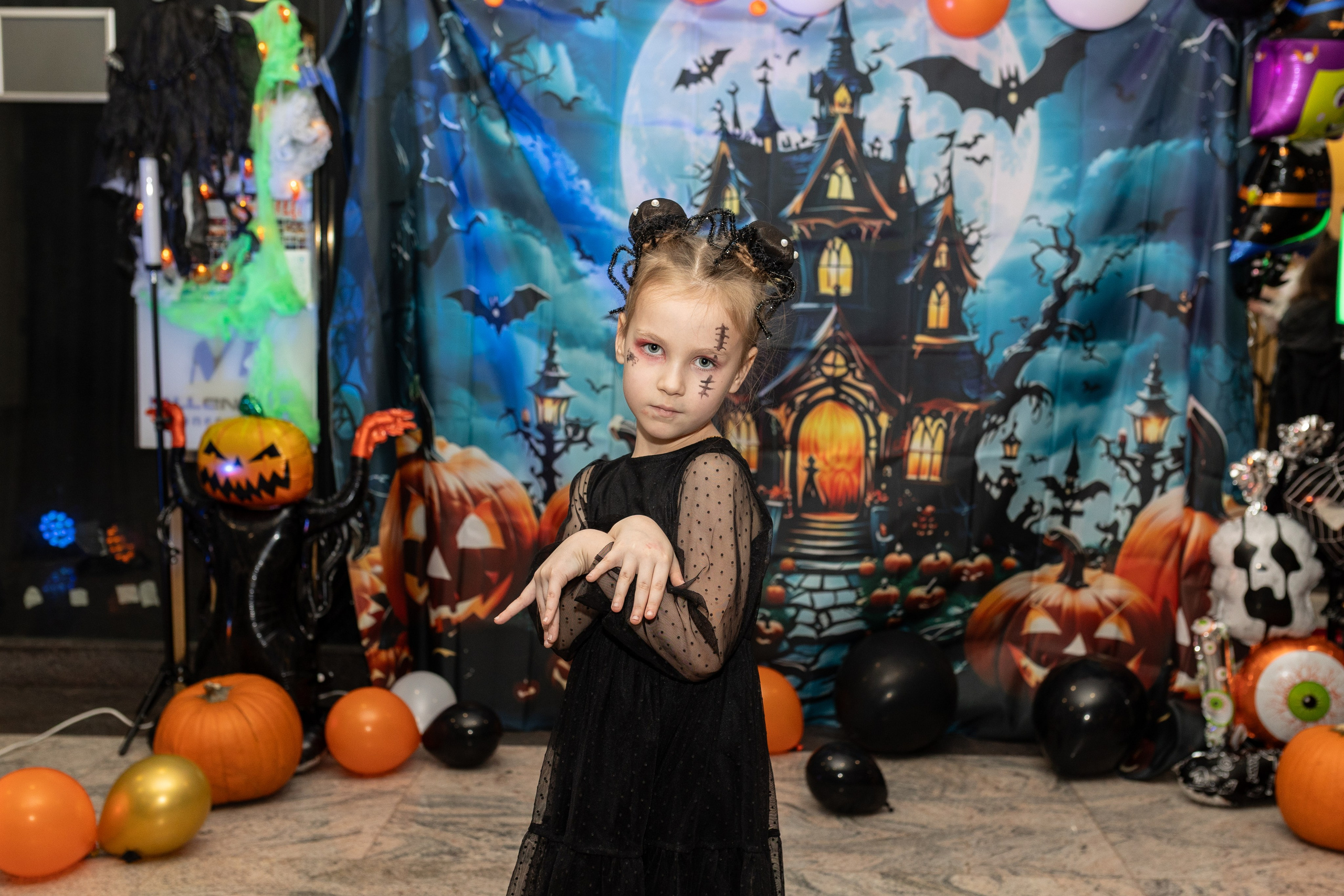 Leo dance studio Helloween 2025. Семейный и детский фотограф в Варшаве Мила Бобровская