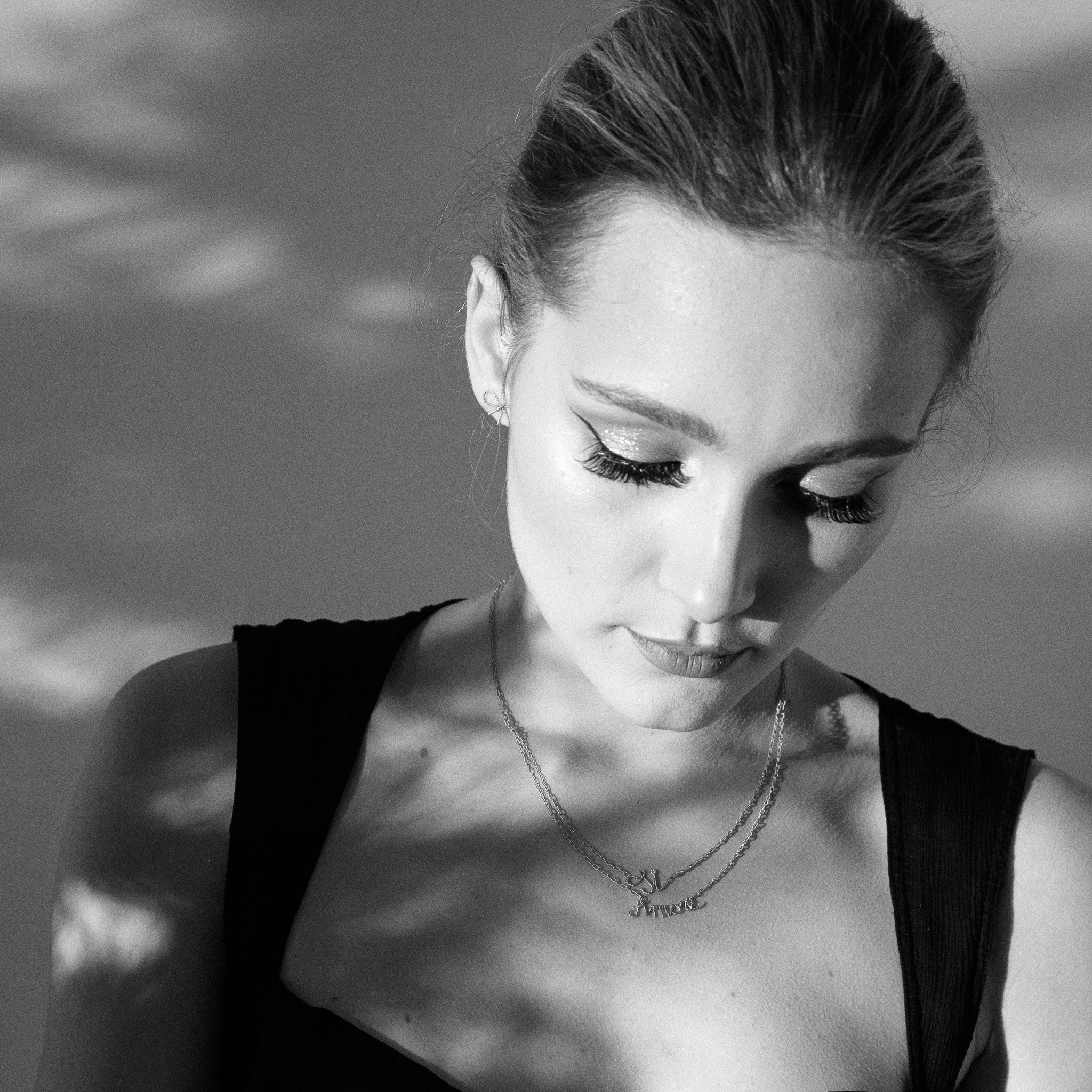 Caterina Murino. Elizaveta Razumova: Cinematic Photography for Love, Weddings, Portraits & Brands