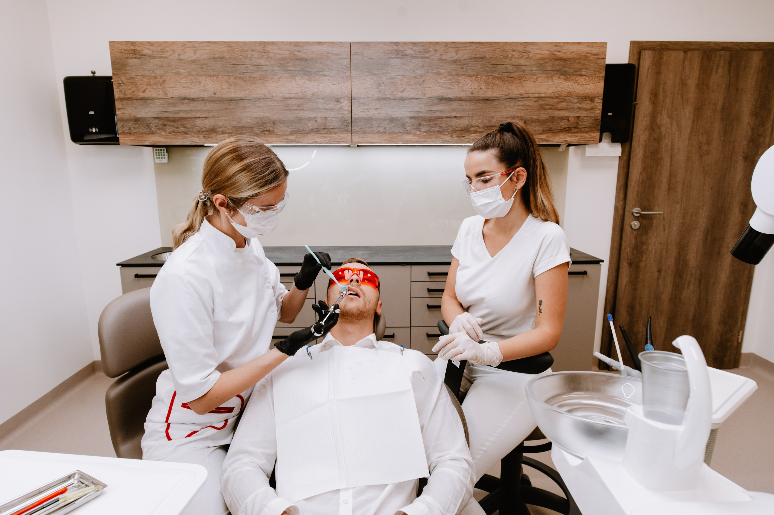 EDClinic dentistry in Prague. ANNA-MARIA PHOTO CONTENT CREATOR — фотограф, естет, художник і візуальний експерт Instagram у Празі
