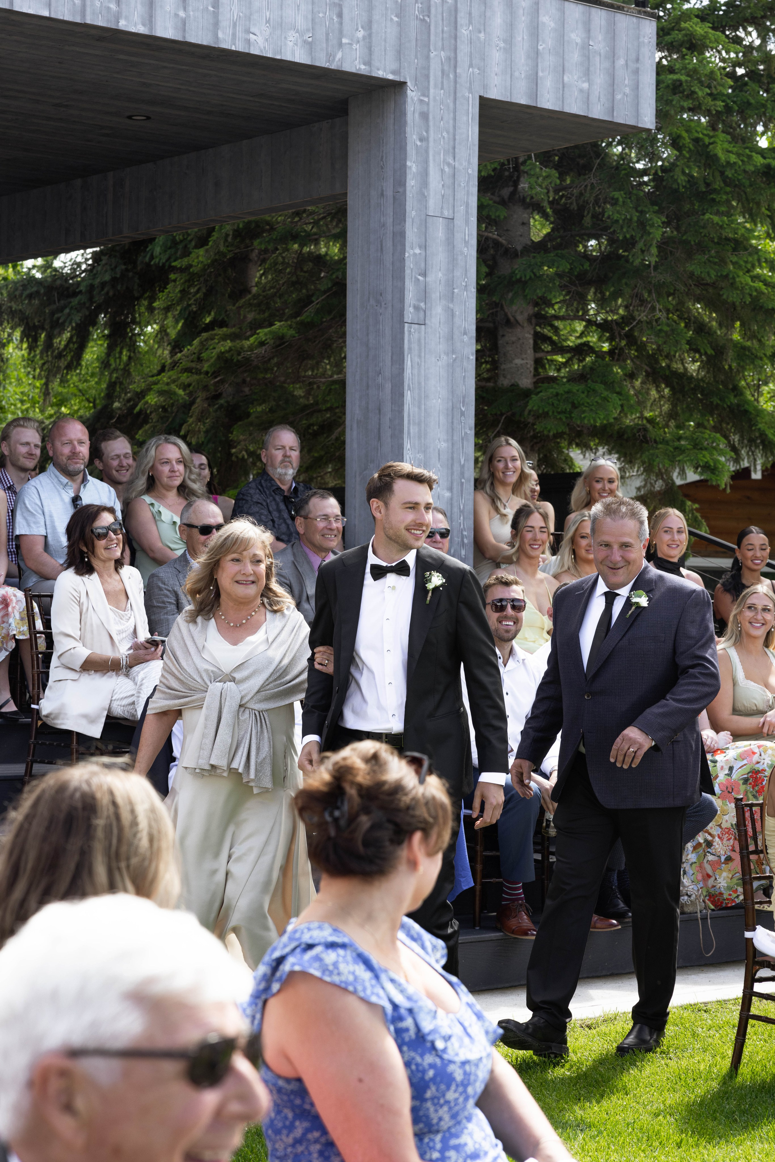 Beautiful Lakeside Wedding Photography. Wedding photography and videography in Regina, Saskatchewan