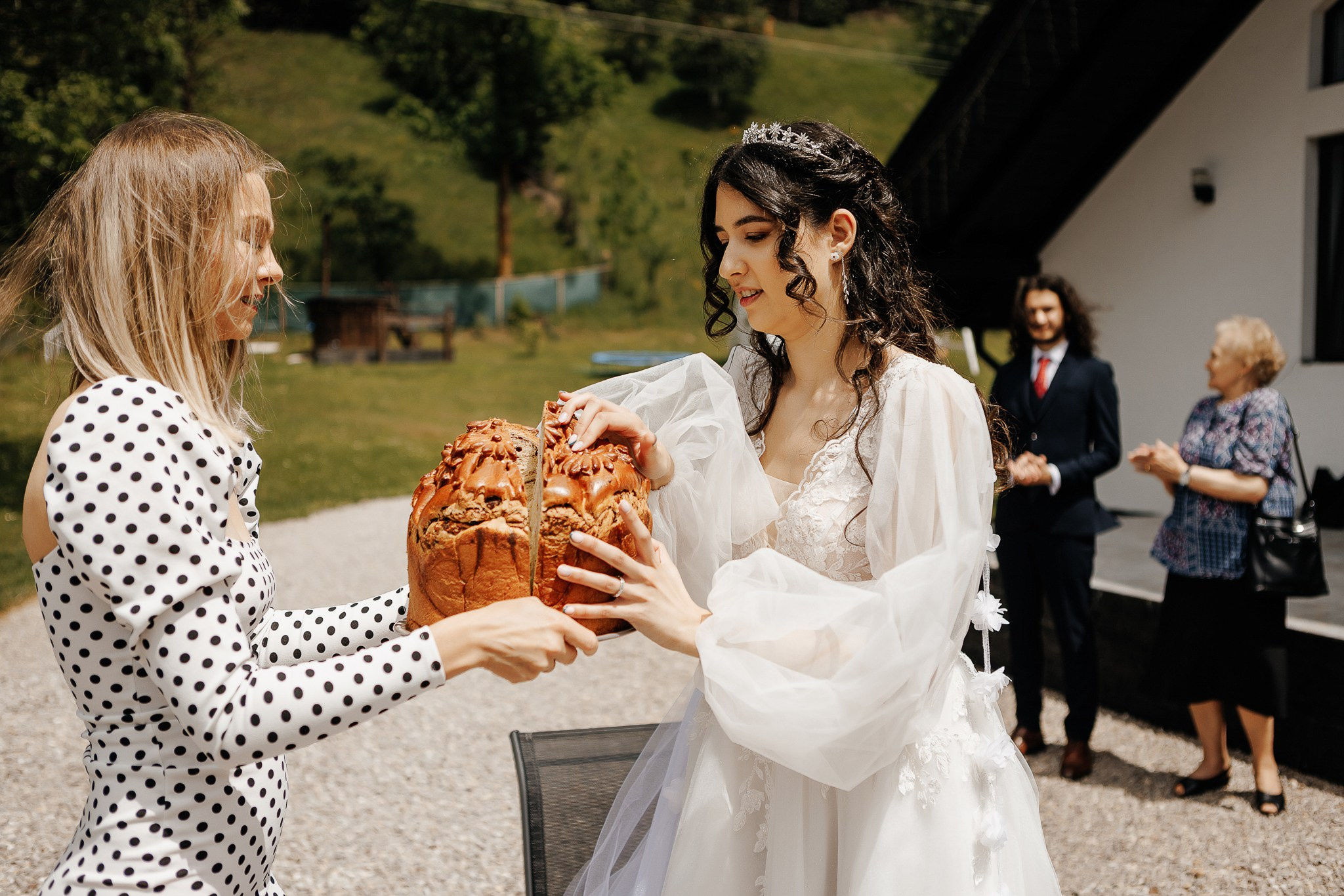 Radu si Diana. Wedding photographer and videographer