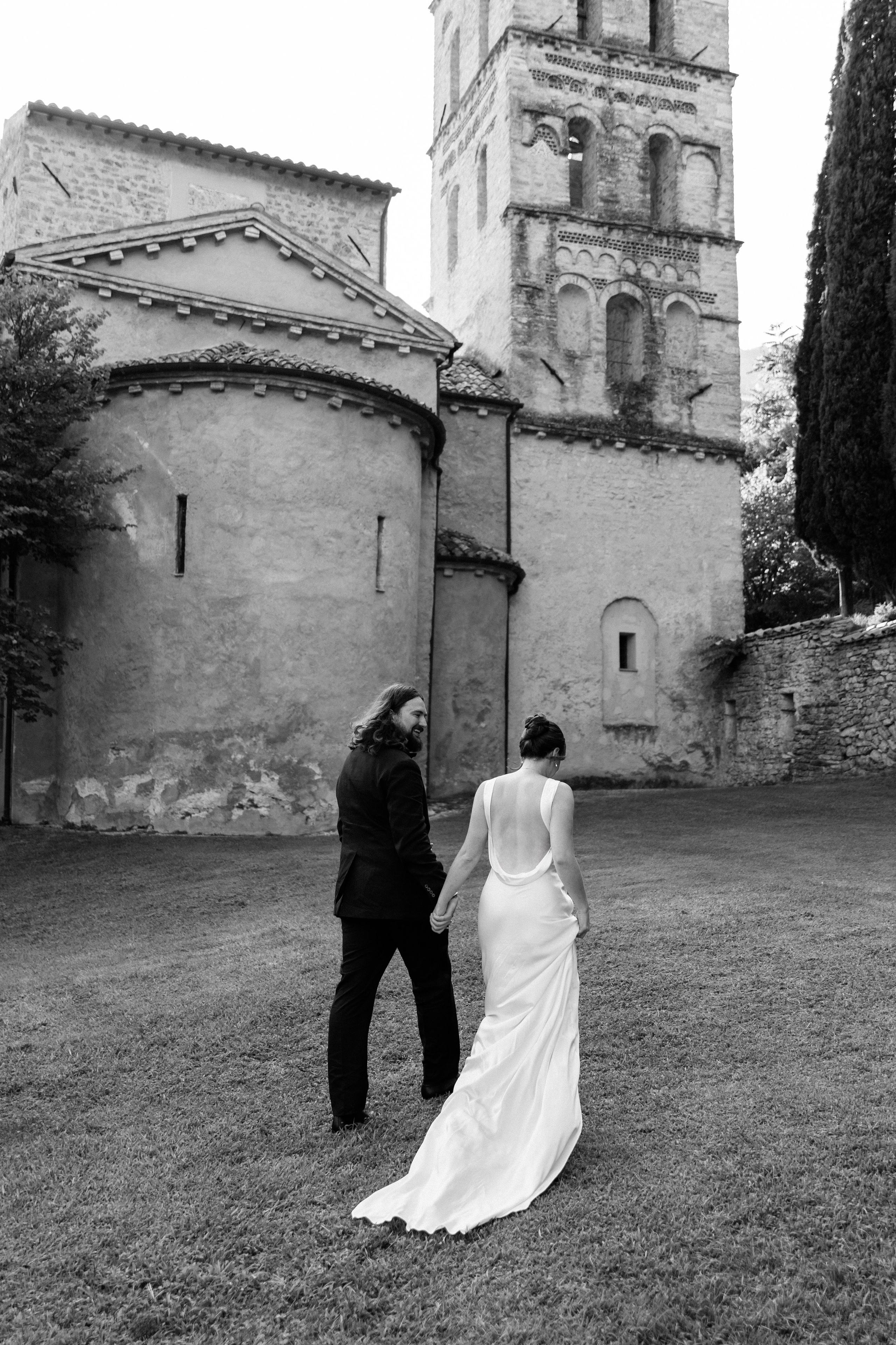 Wedding photographer Italy Rome, Tuscany, Lake Como, Sicily, Puglia. Wedding Photographer Rome Tuscany Como Sicily Puglia Amalfy Italy- Oksana Savenchuk