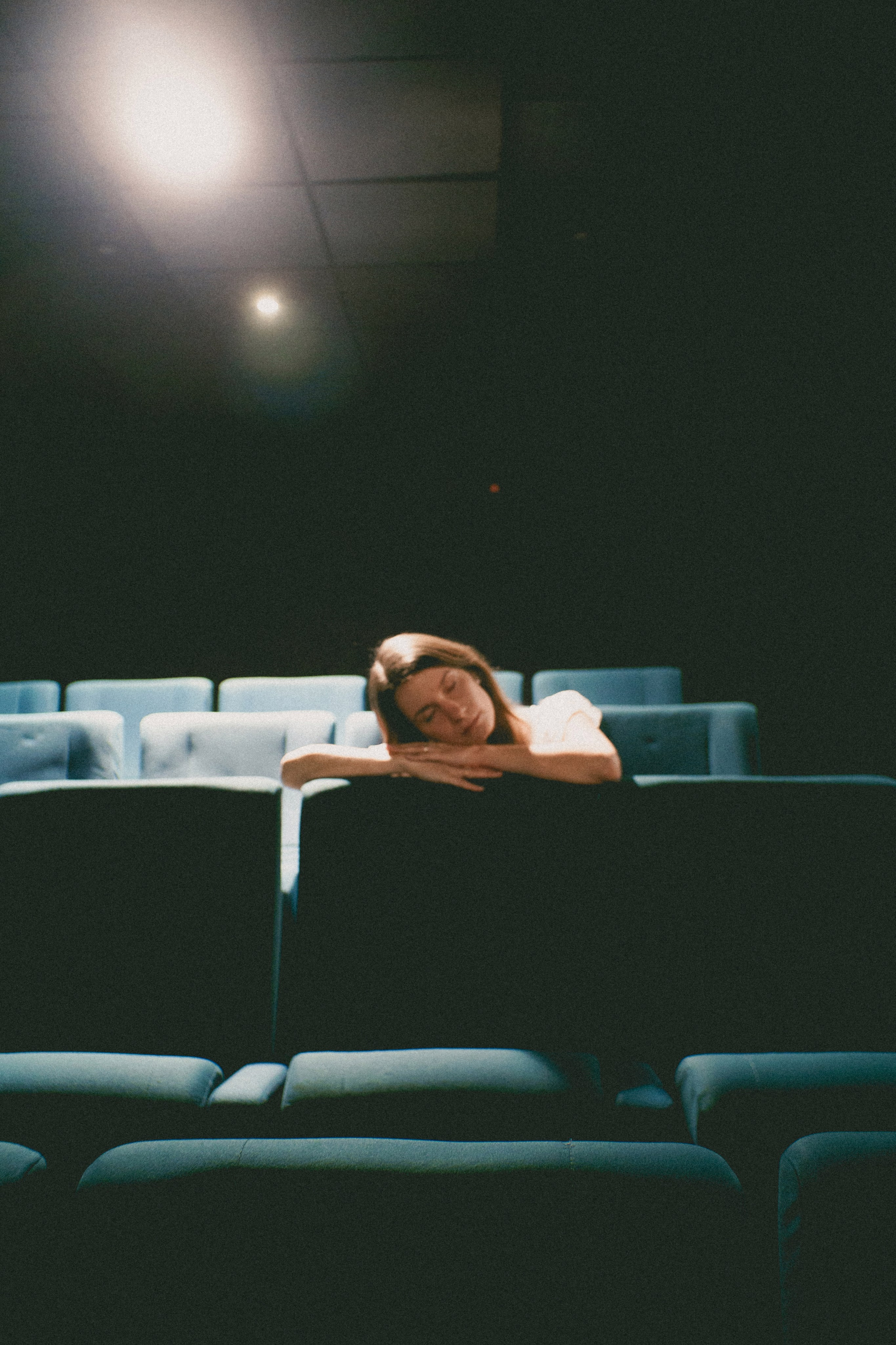 Parallels Photo project with Alina and Eleni. Photographer in Greece Kristina