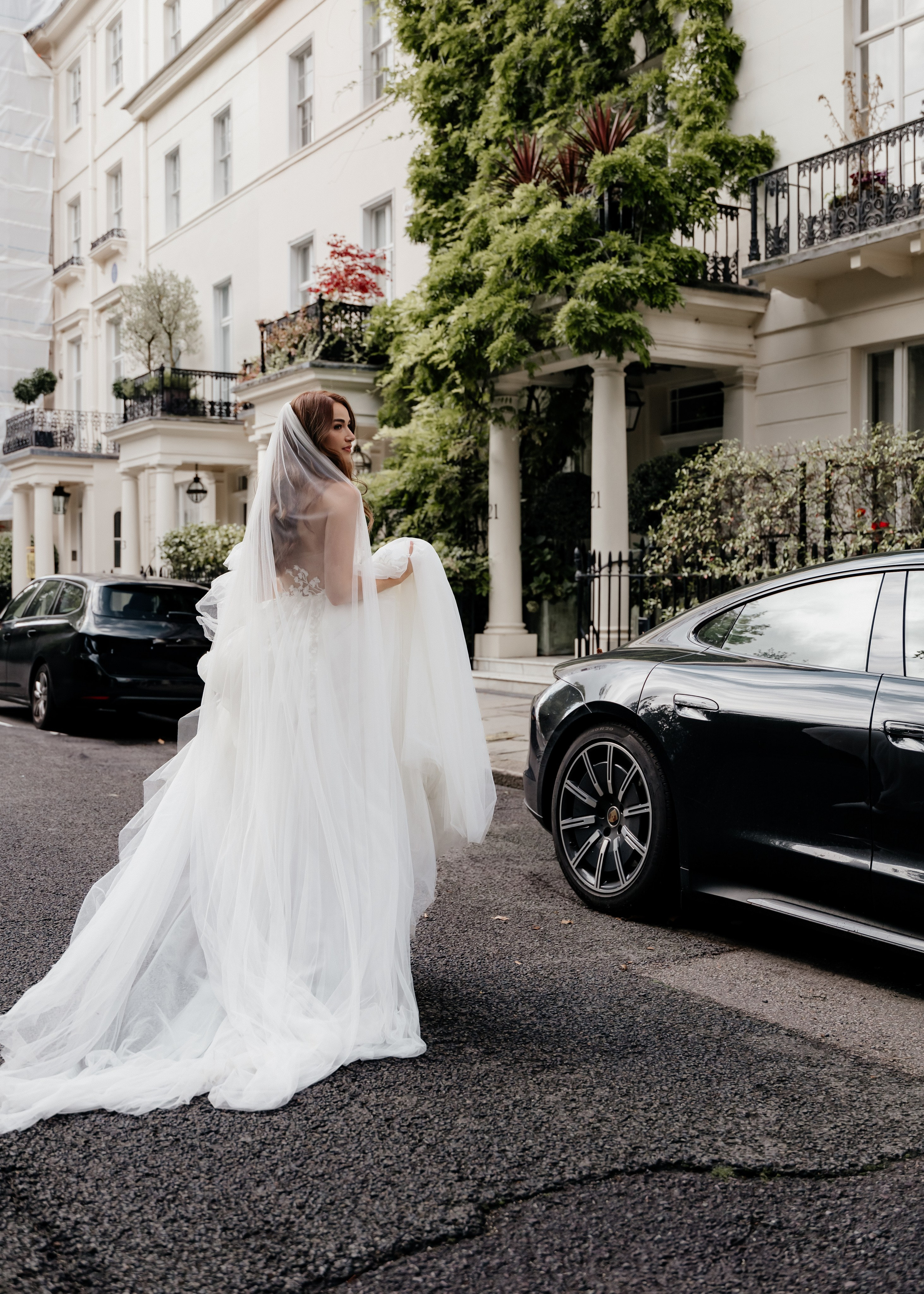 Elegant Wedding London Belgravia Elopement couple. Timeless Wedding & Event Photography — based London, working across Europe