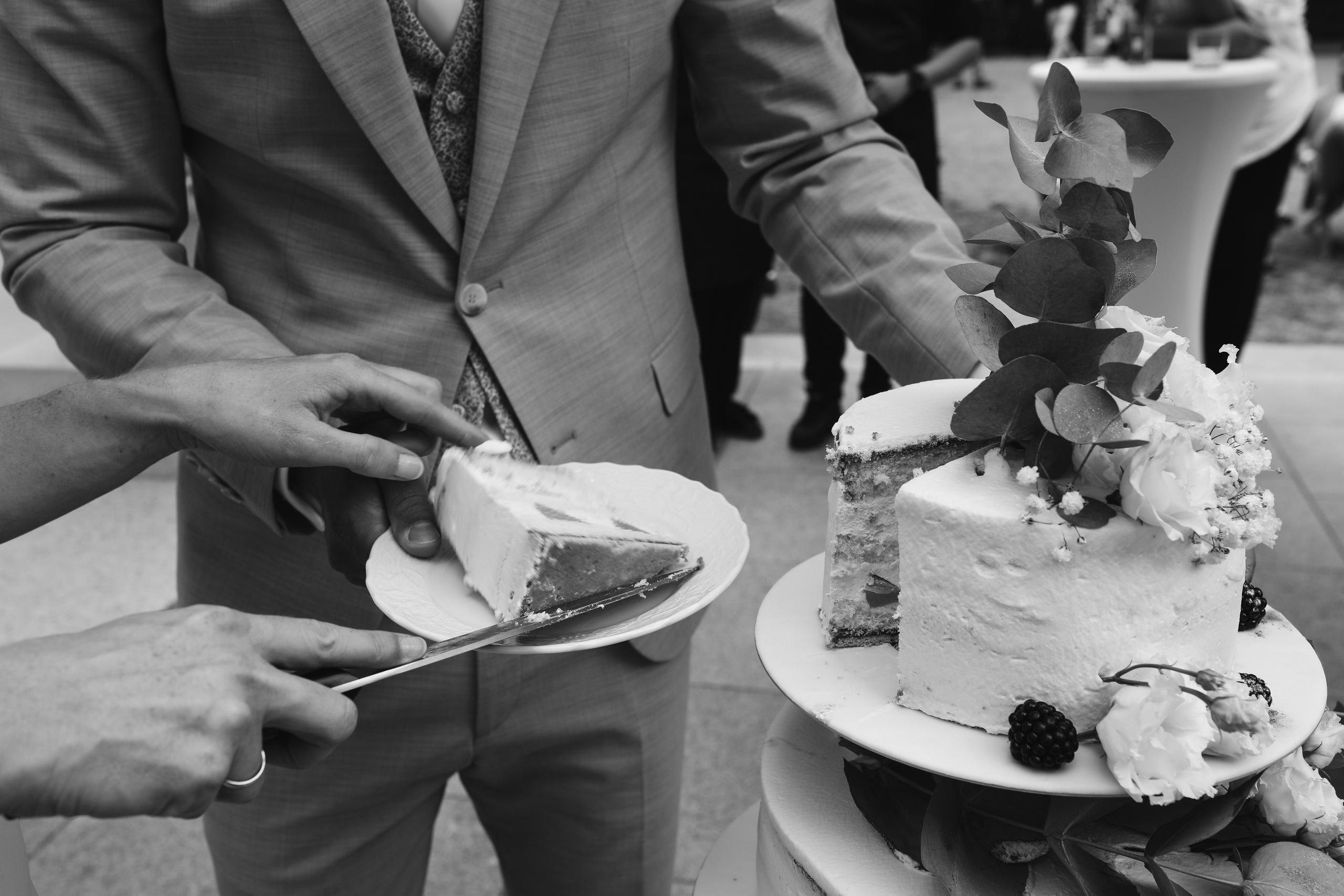 Schlösschen Limburgerhof Hochzeit – elegante Hochzeitsfotos und Paarshooting