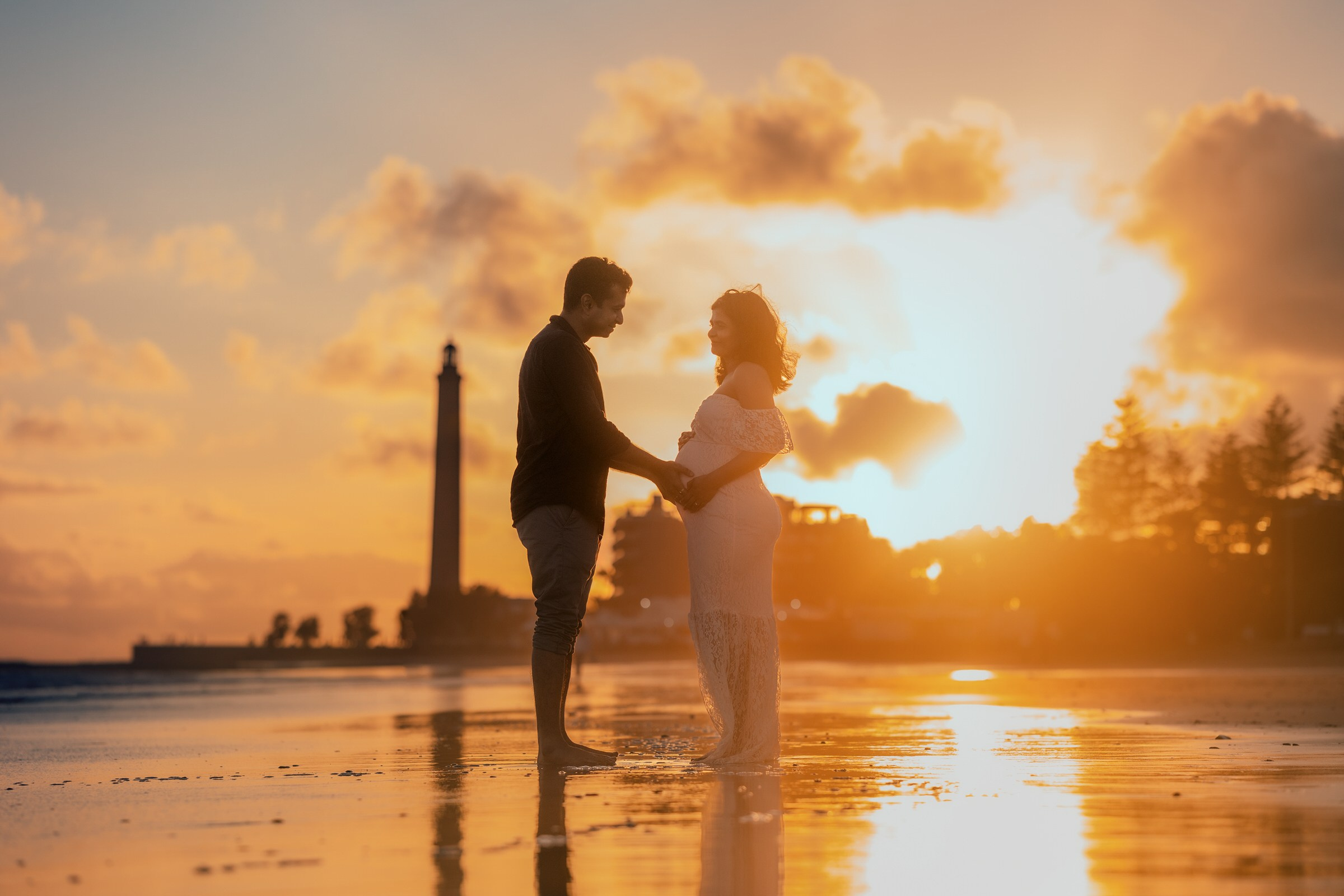 Maternity and Pregnant photographer Faro Maspalomas Beach, Gran Canaria