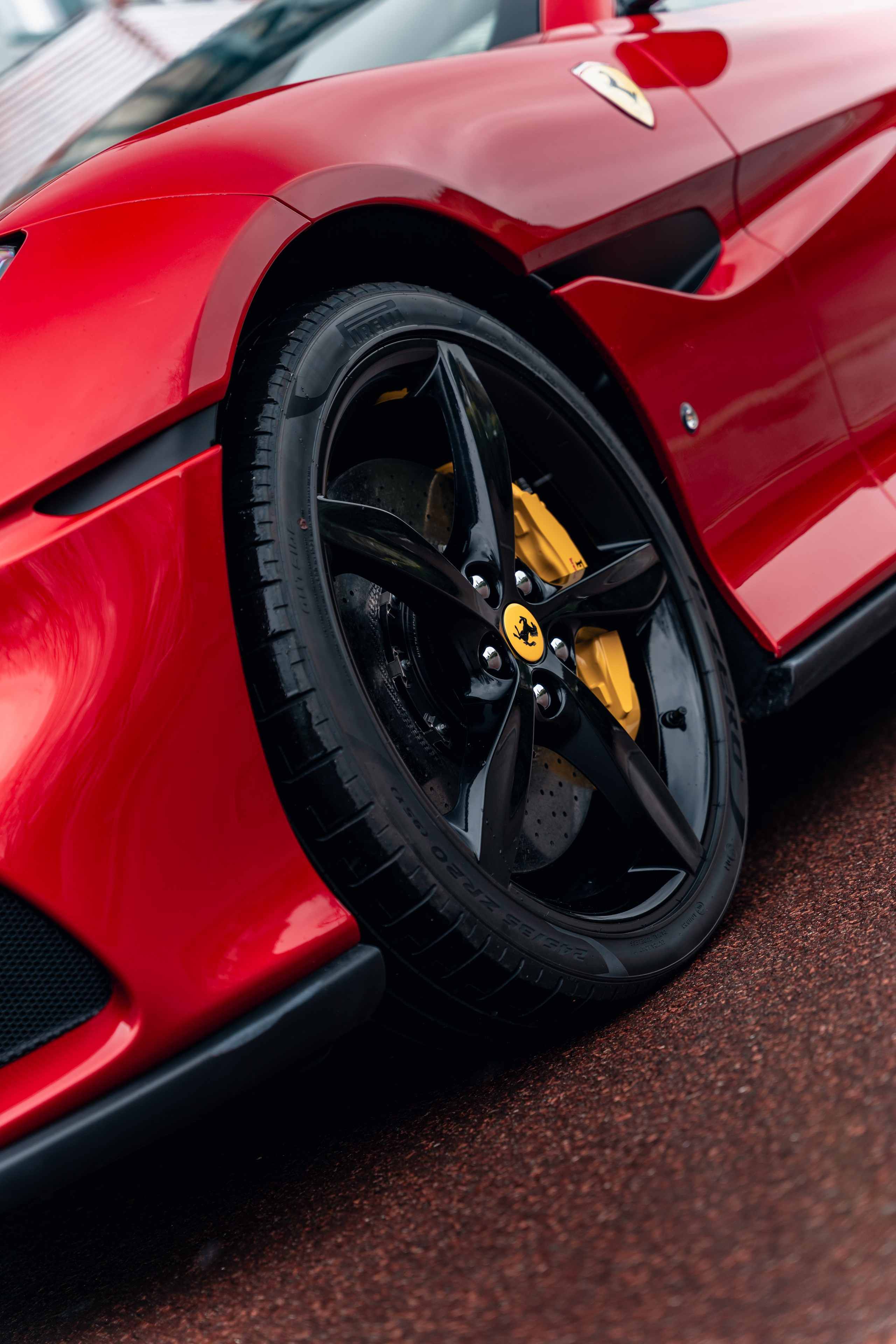 Ferrari Portofino M. Photographe de voitures à Paris — Vitalii Motruk