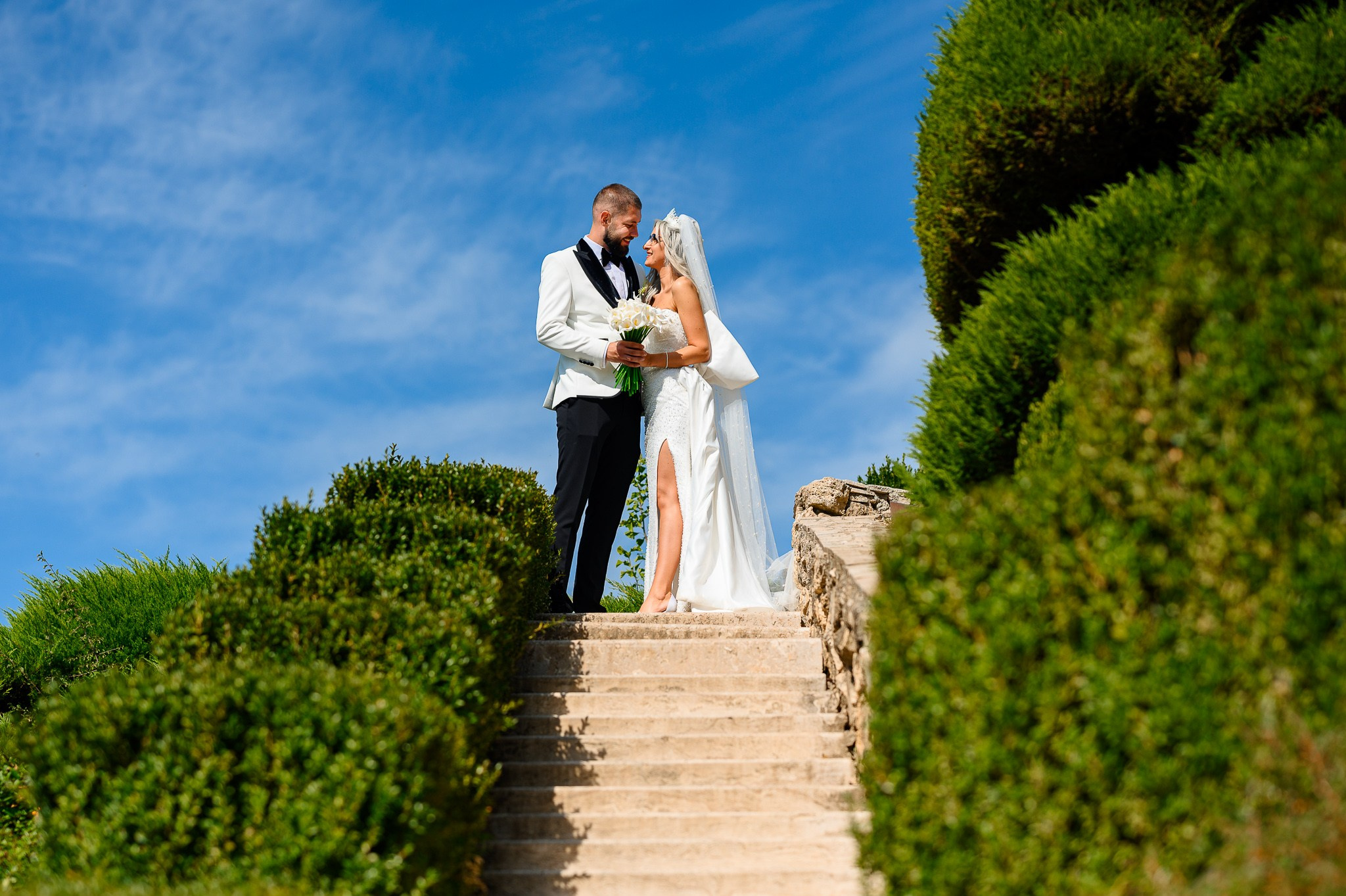 Corina & Paul. Mugurel Olteanu Fotograf