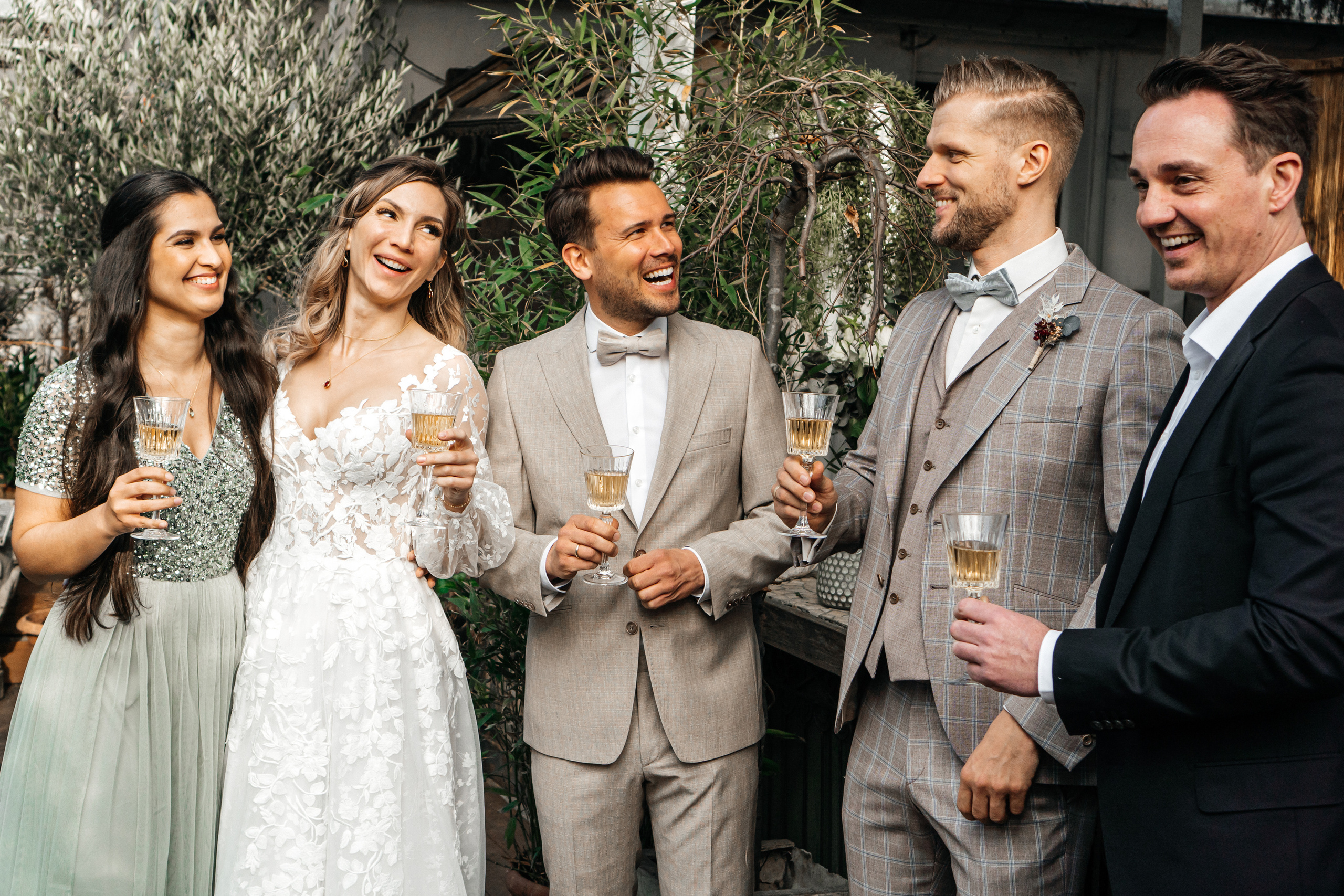 S & M im Ladü D´dorf. Hochzeitsfotograf für Moers, Niederrhein, Düsseldorf, NRW und Deutschland