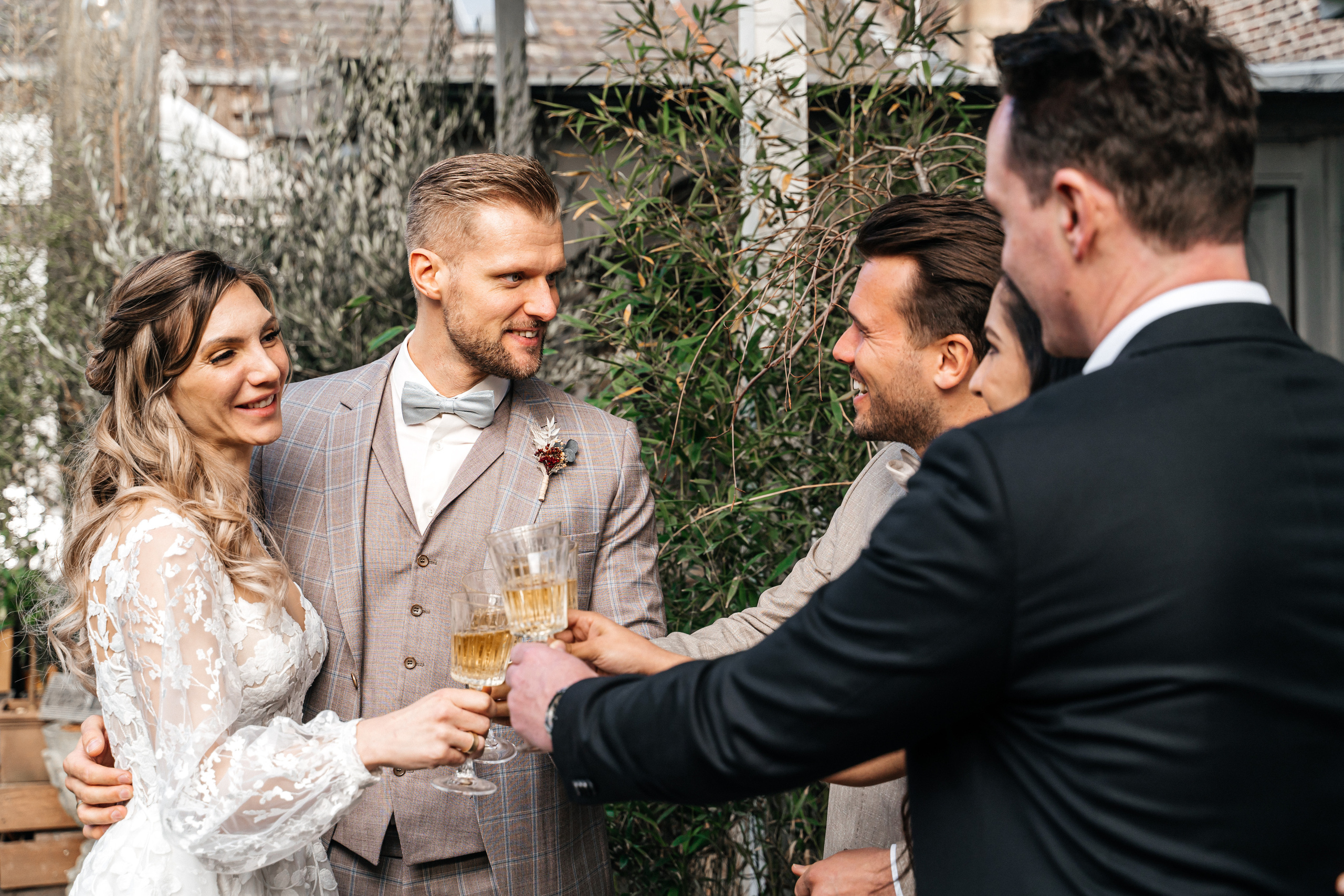 S & M im Ladü D´dorf. Hochzeitsfotograf für Moers, Niederrhein, Düsseldorf, NRW und Deutschland