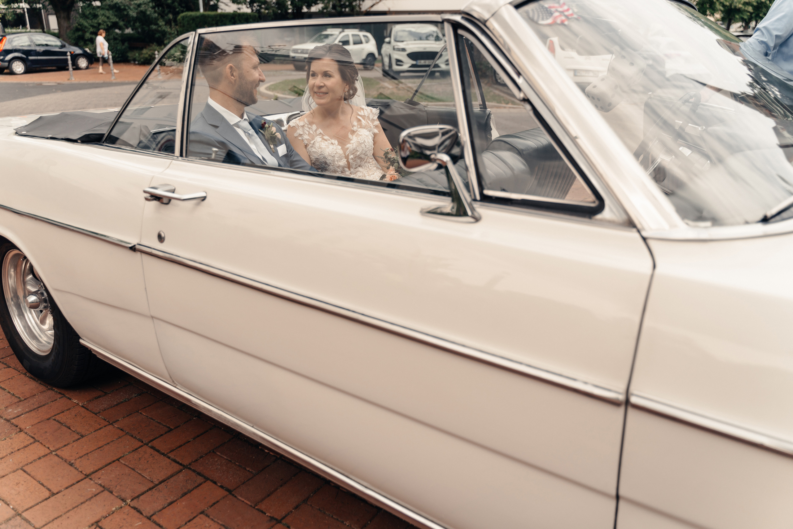 L & M in Moers. Wedding Photographer Germany