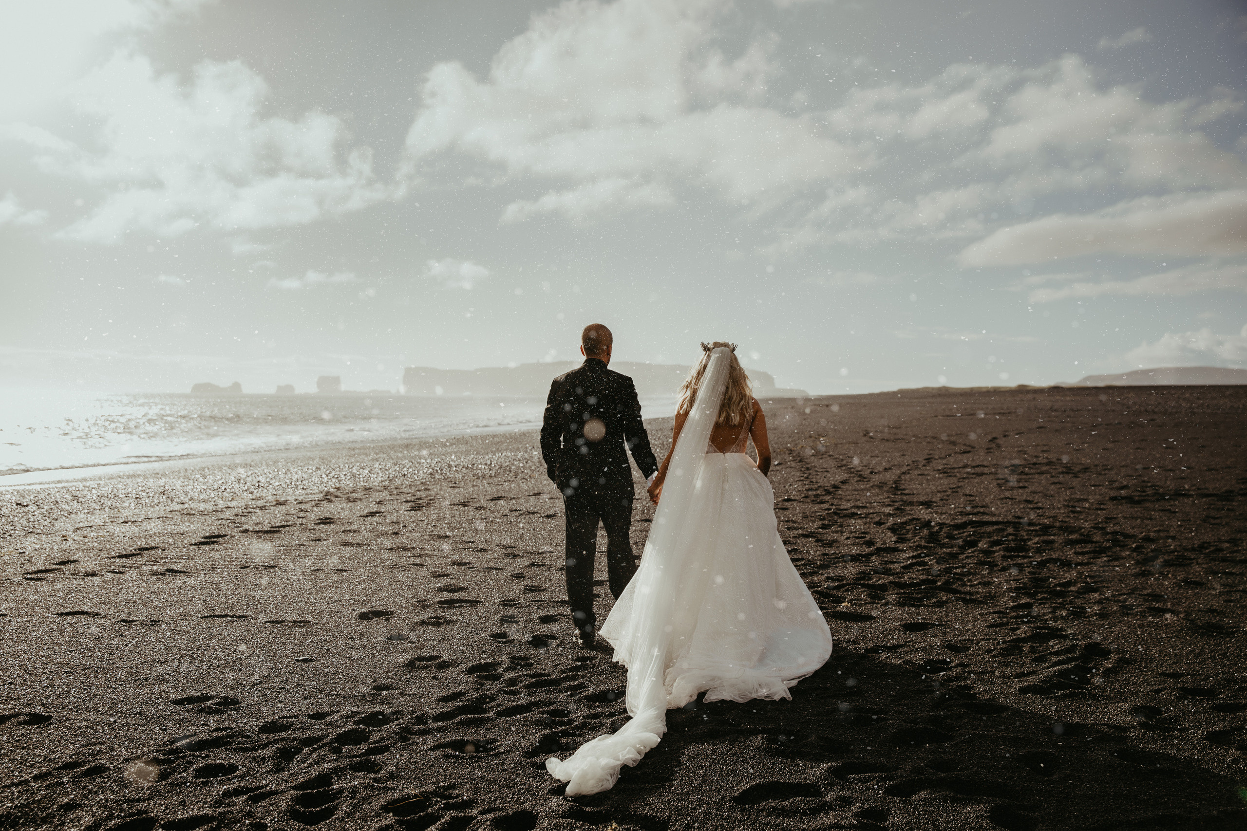 Covid elopement in Iceland. Iceland elopement photo and video | Nikolaichik Photo