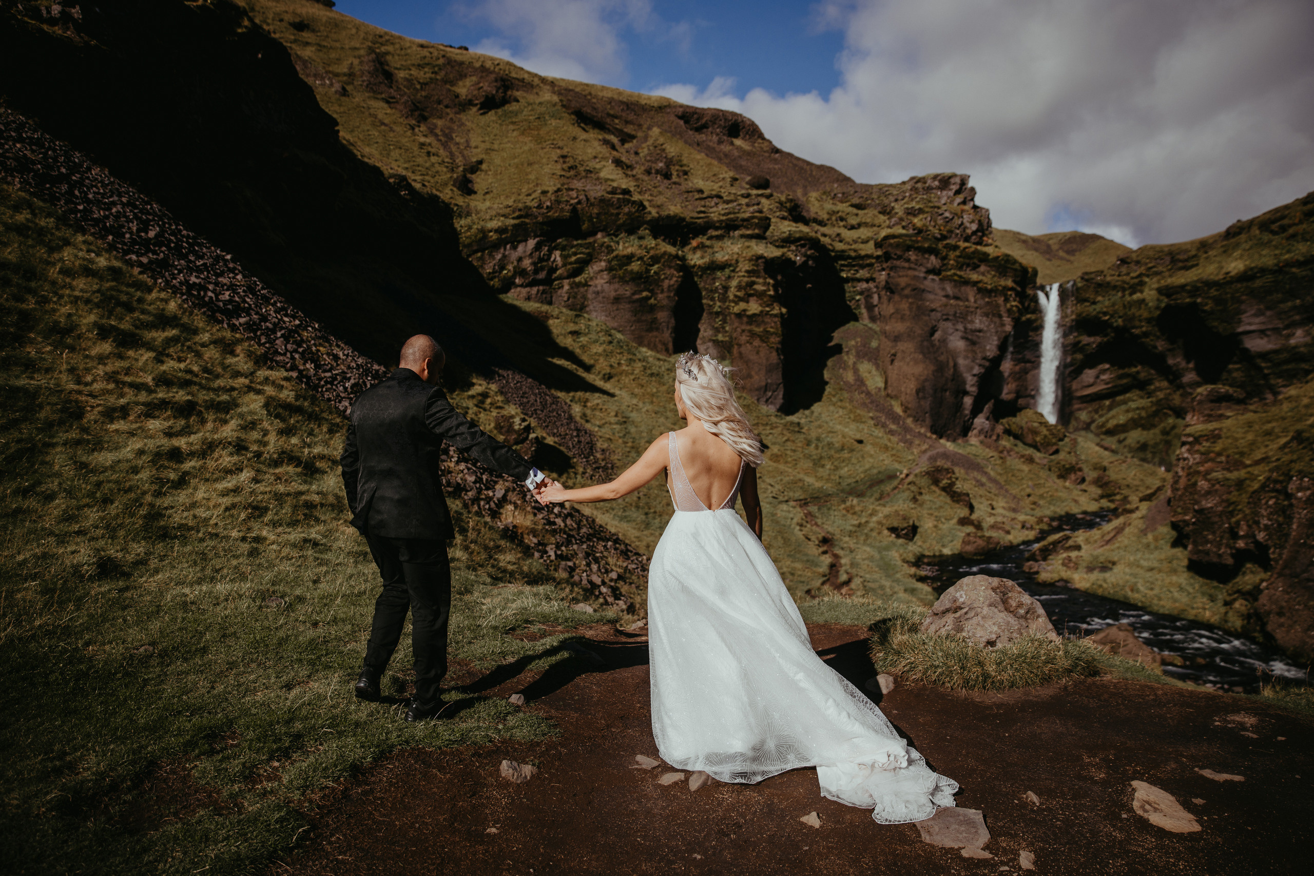 Covid elopement in Iceland. Iceland elopement photo and video | Nikolaichik Photo