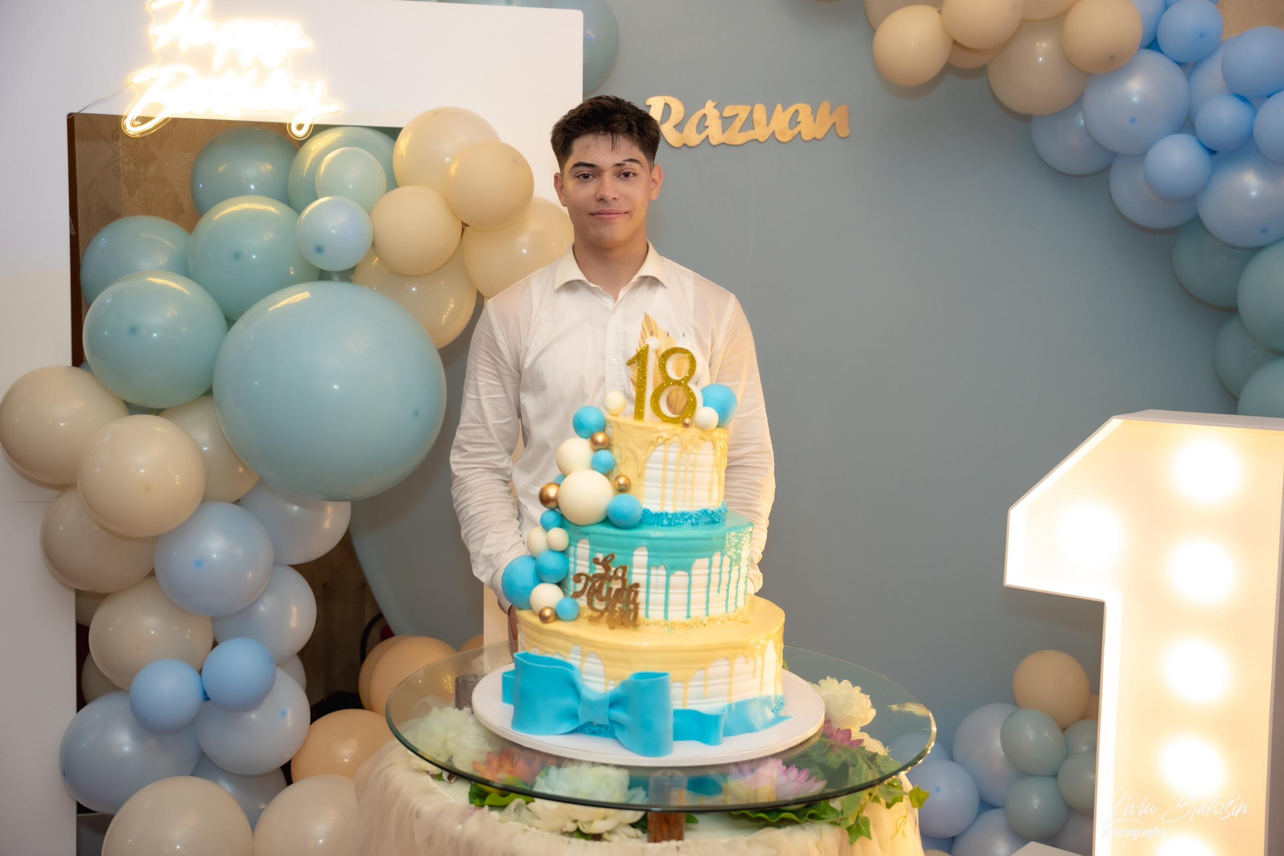 RĂZVAN. RRStudio — Fotograf evenimente